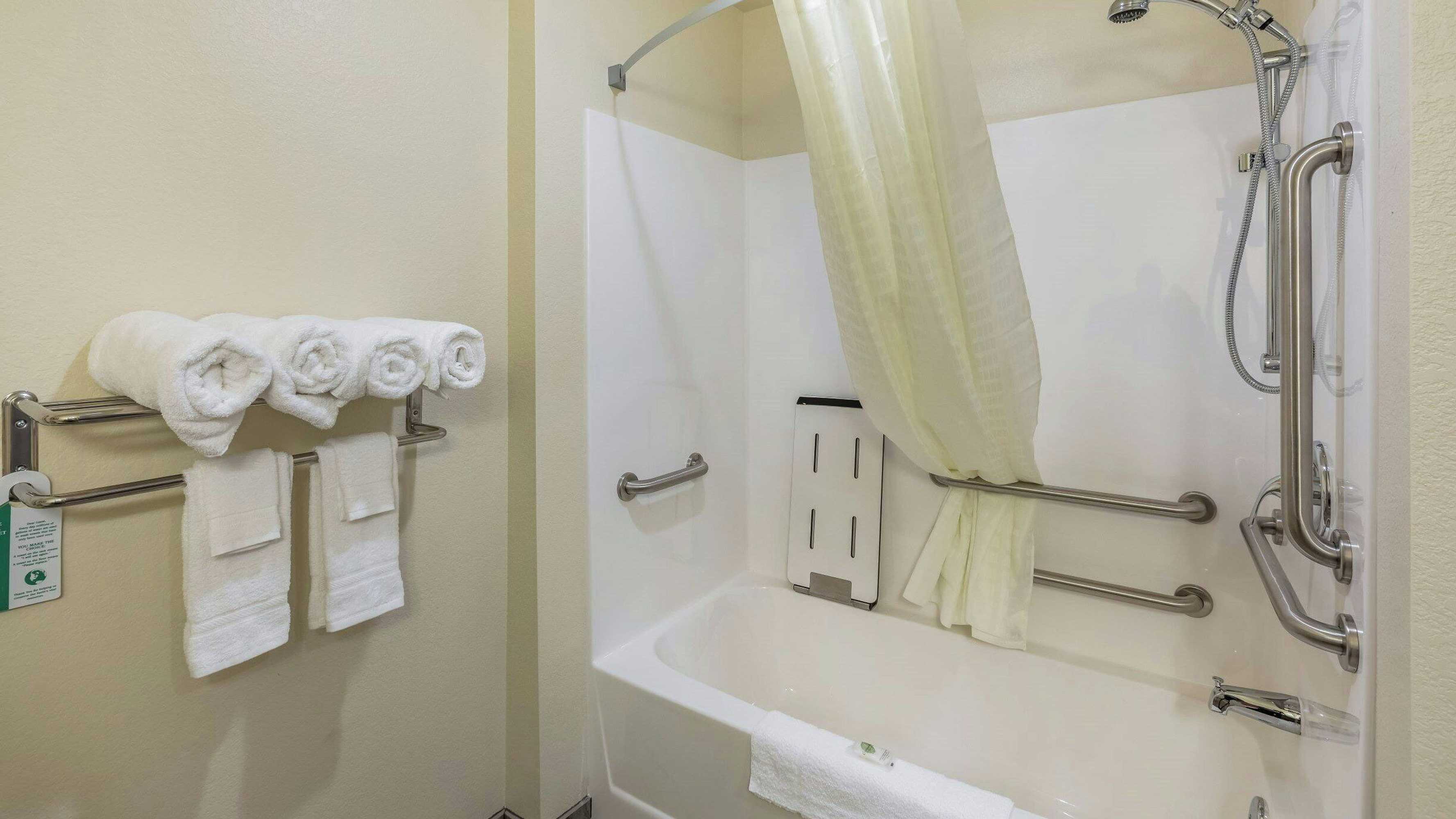 Gift card for Cobblestone Hotel & Suites - Hartford