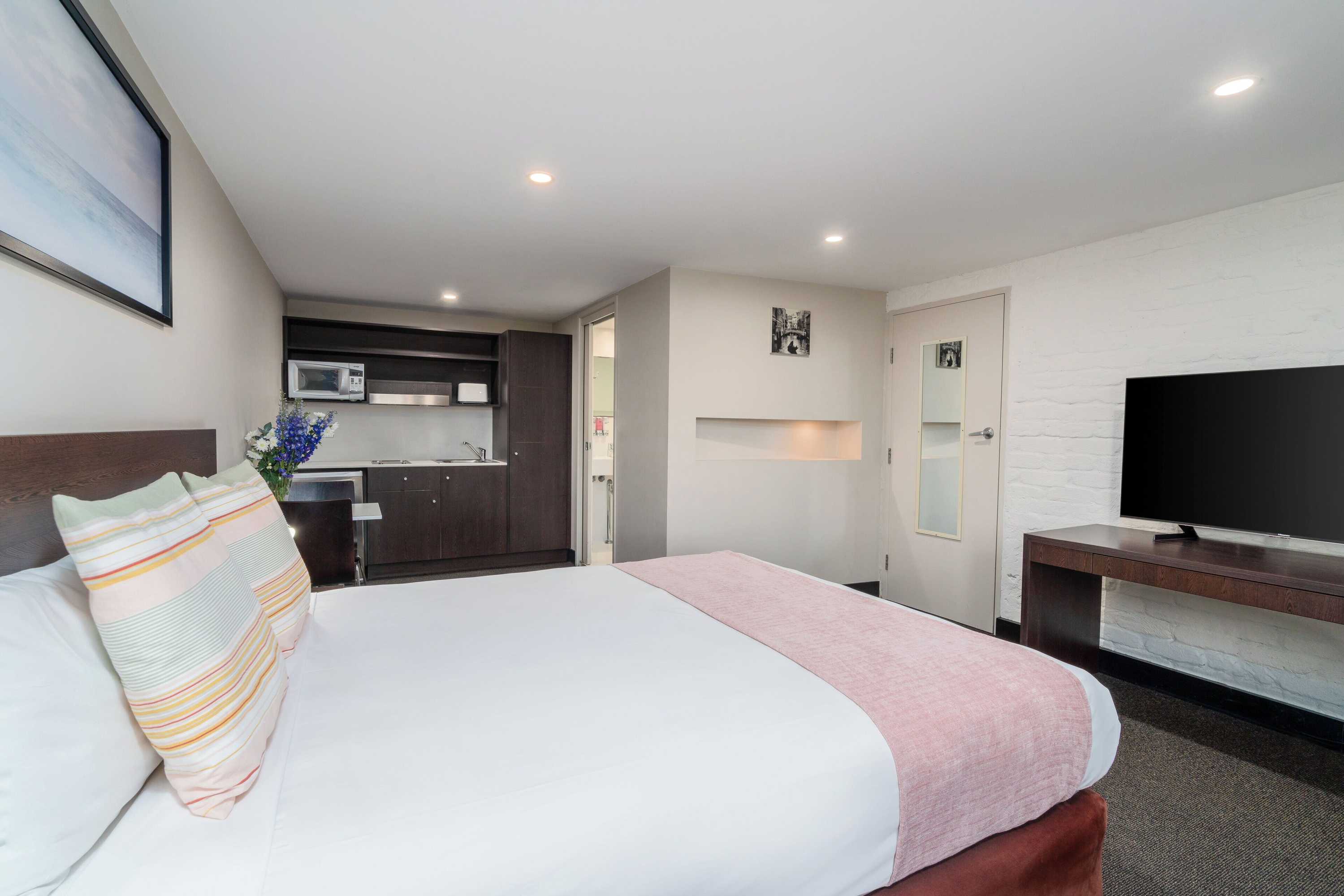 Gift card for Leisure Inn Penny Royal Hotel & Apartments Gift card for Leisure Inn Penny Royal Hotel & Apartments