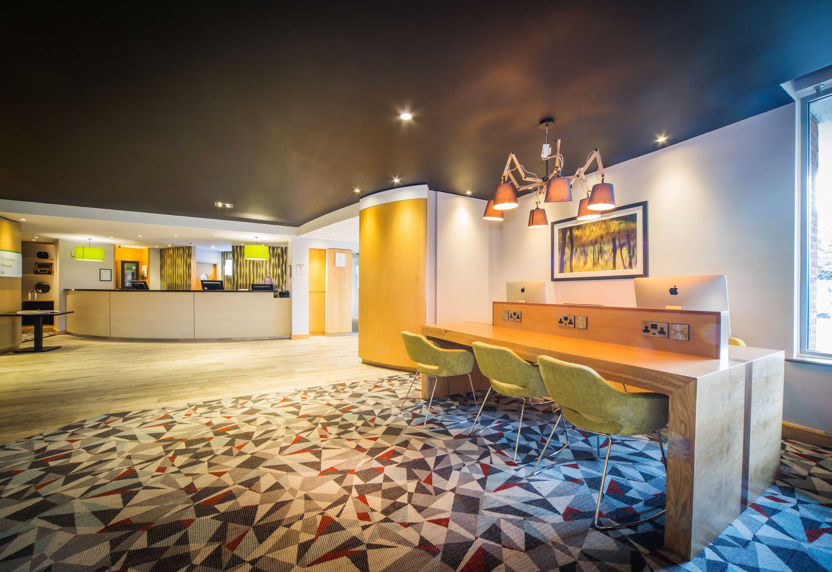 Gift card for Holiday Inn Reading South M4 Jct11 by Ihg Gift card for Holiday Inn Reading South M4 Jct11 by Ihg