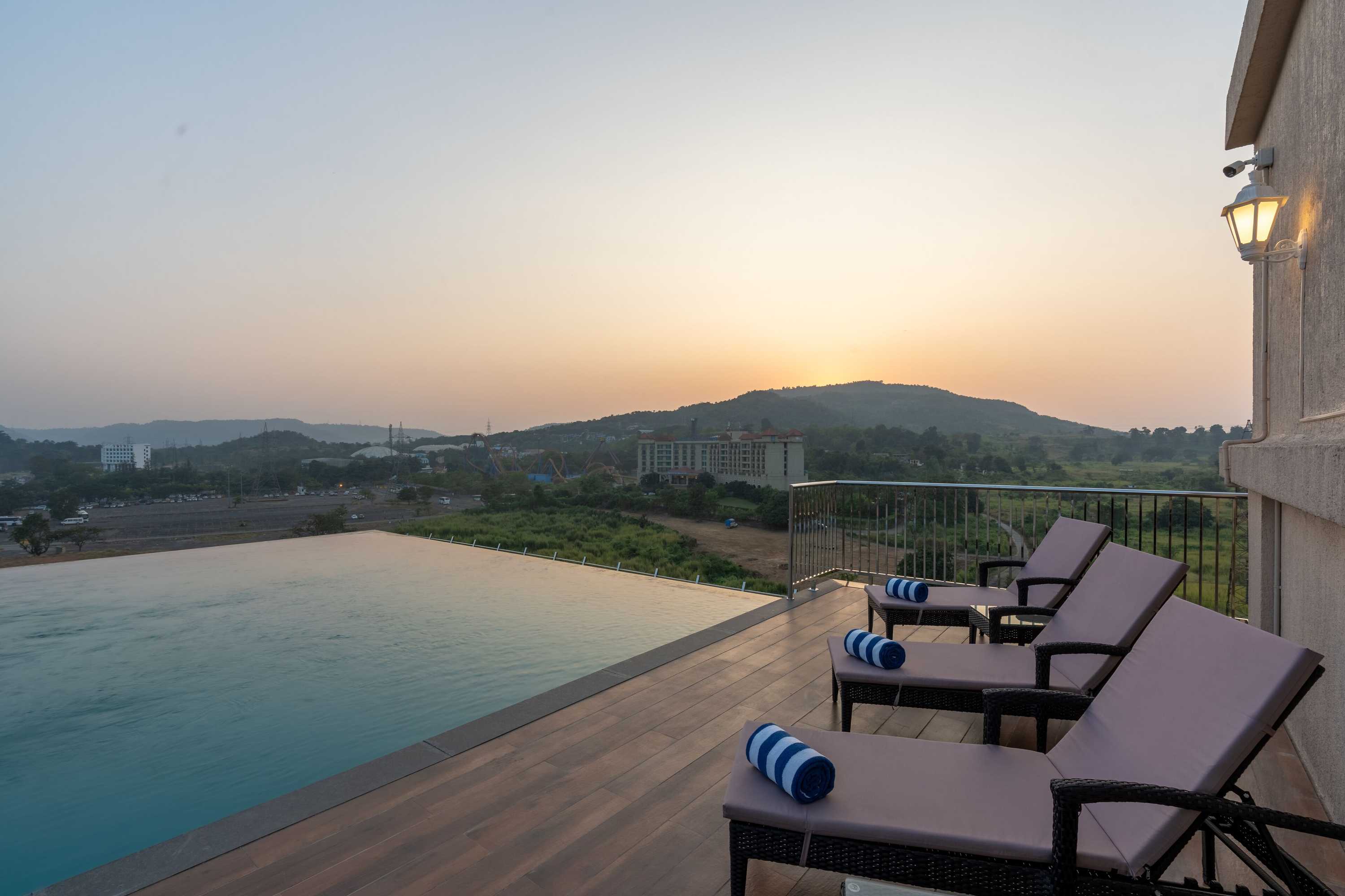 Gift card for Mastiff Grand The Sia Palace Suites & Banquets, Khopoli (nr. Imagica) Gift card for Mastiff Grand The Sia Palace Suites & Banquets, Khopoli (nr. Imagica)