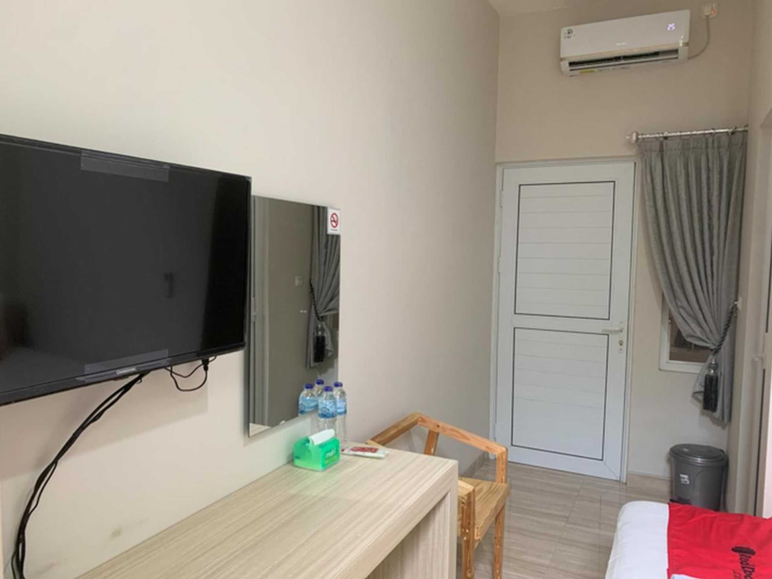 Gift card for Reddoorz Near Alun Alun Purbalingga Gift card for Reddoorz Near Alun Alun Purbalingga