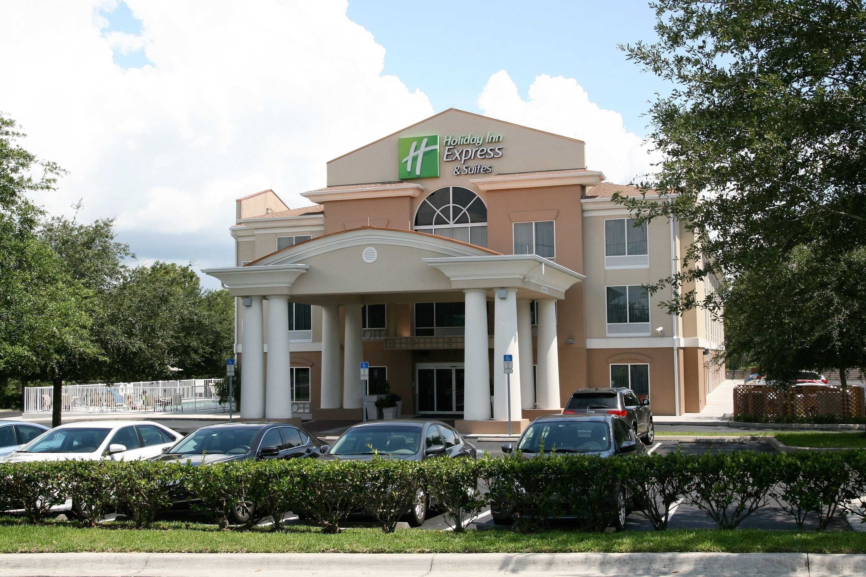 Gift card for Holiday Inn Express Hotel & Suites Brooksville West by Ihg Gift card for Holiday Inn Express Hotel & Suites Brooksville West by Ihg
