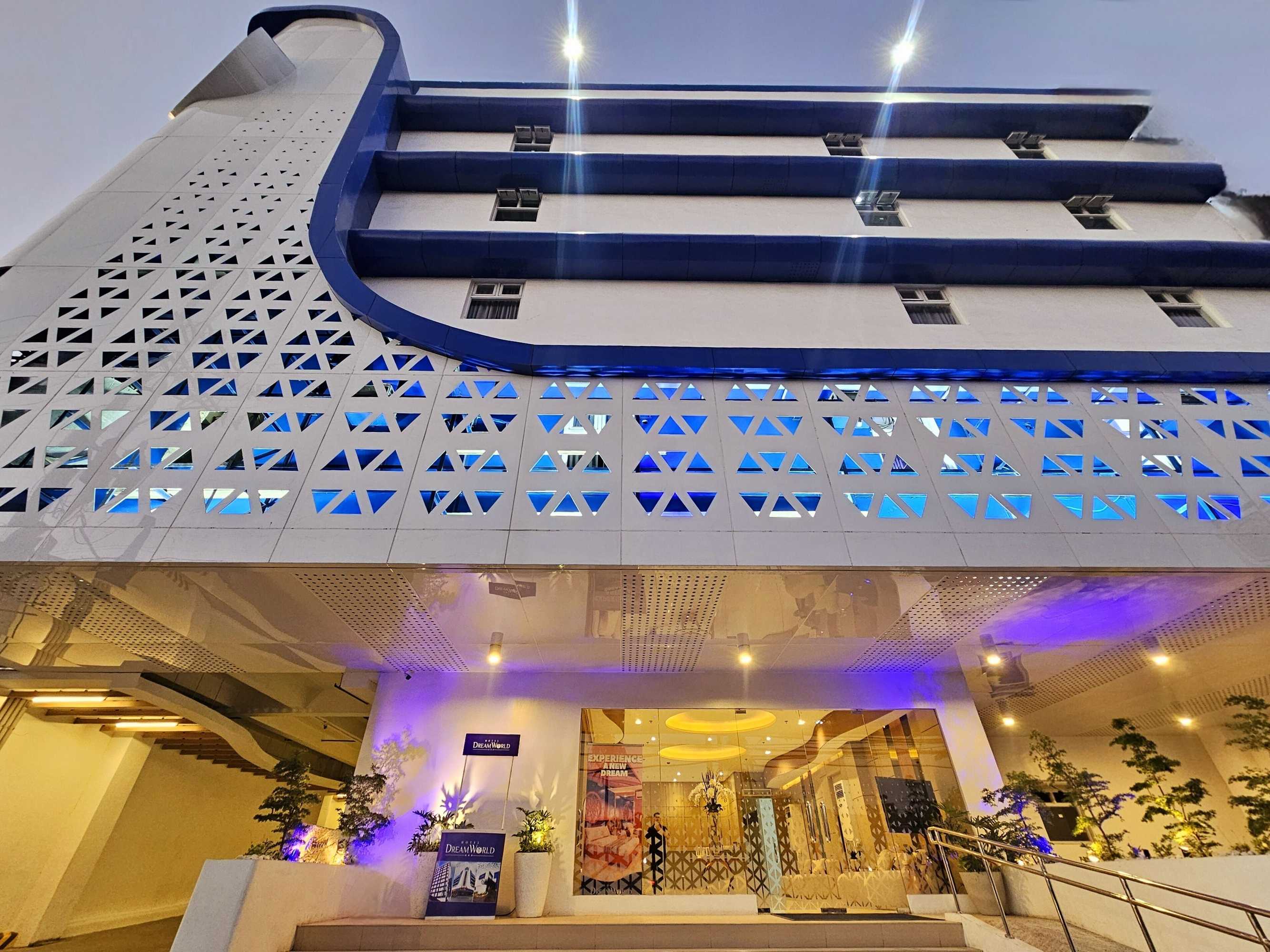 Gift card for Hotel Dreamworld East Ortigas Gift card for Hotel Dreamworld East Ortigas