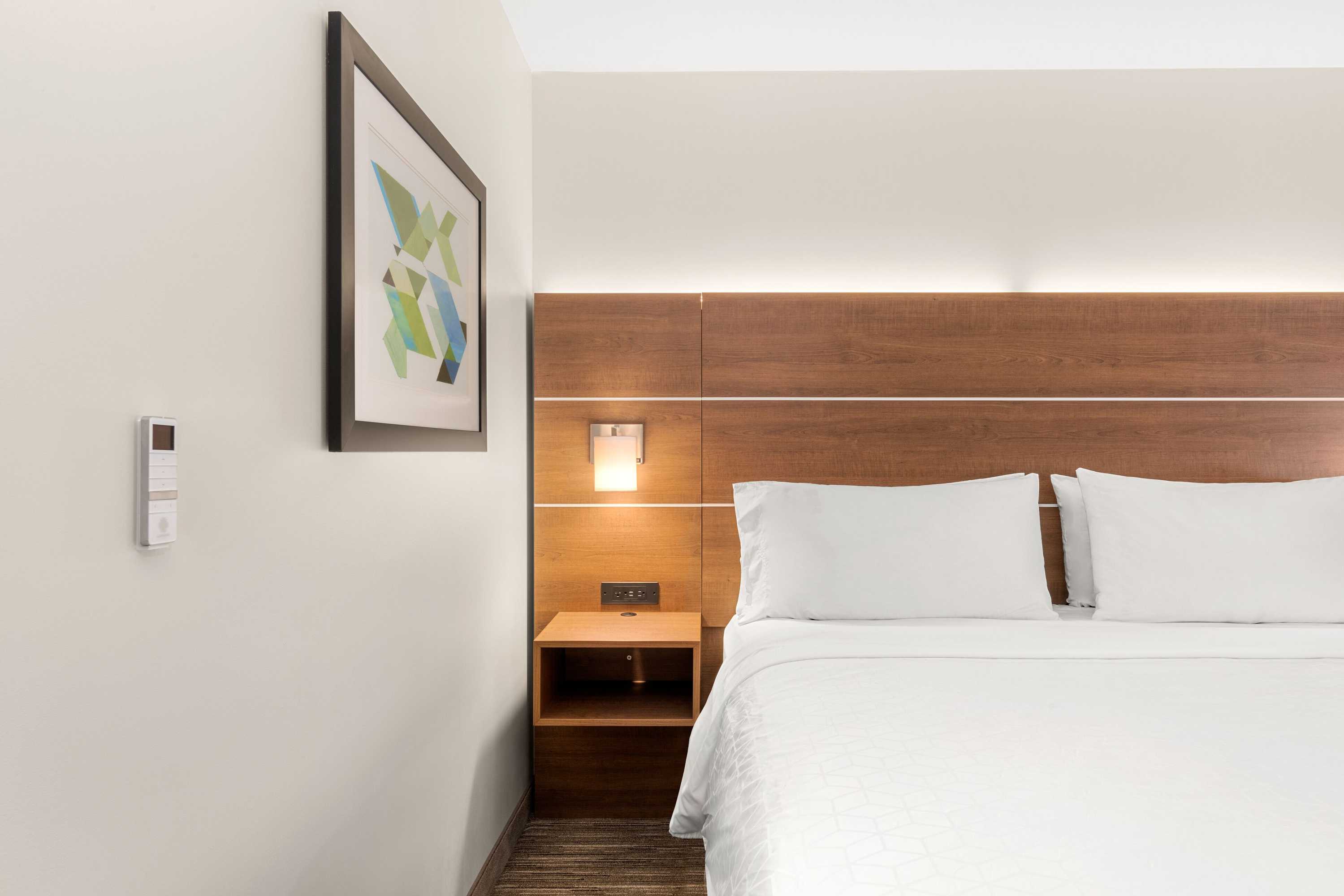 Gift card for Holiday Inn Express Suites Sumner by Ihg Gift card for Holiday Inn Express Suites Sumner by Ihg