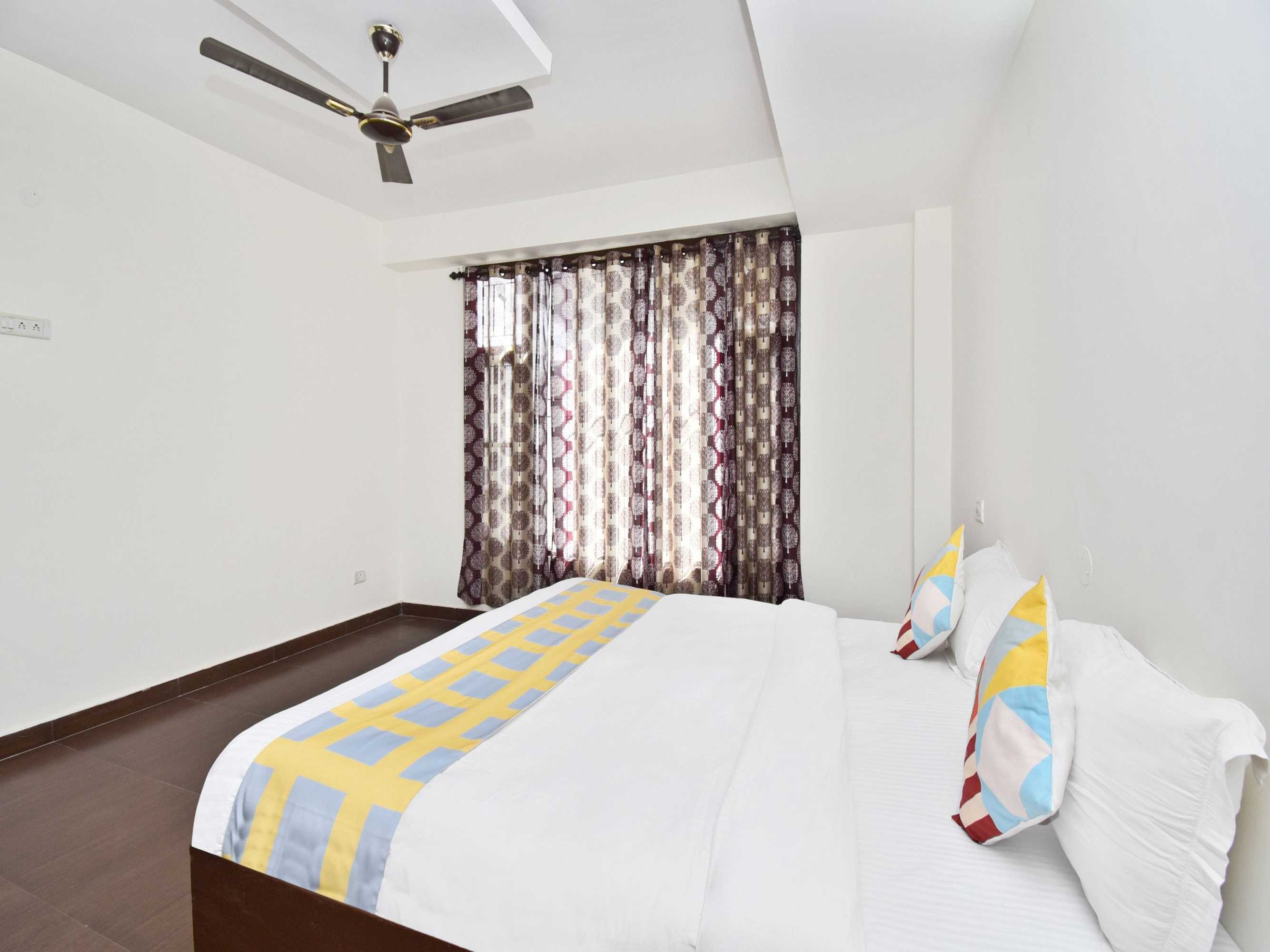 Gift card for Oyo 13878 Home Spacious 3bhk Kumarhatti