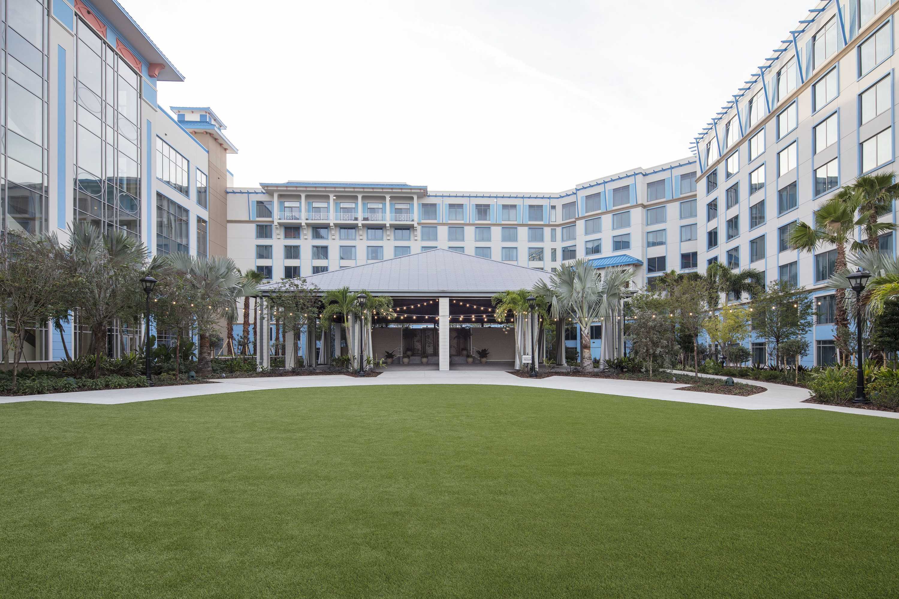 Gift card for Universal's Loews Sapphire Falls Resort Gift card for Universal's Loews Sapphire Falls Resort