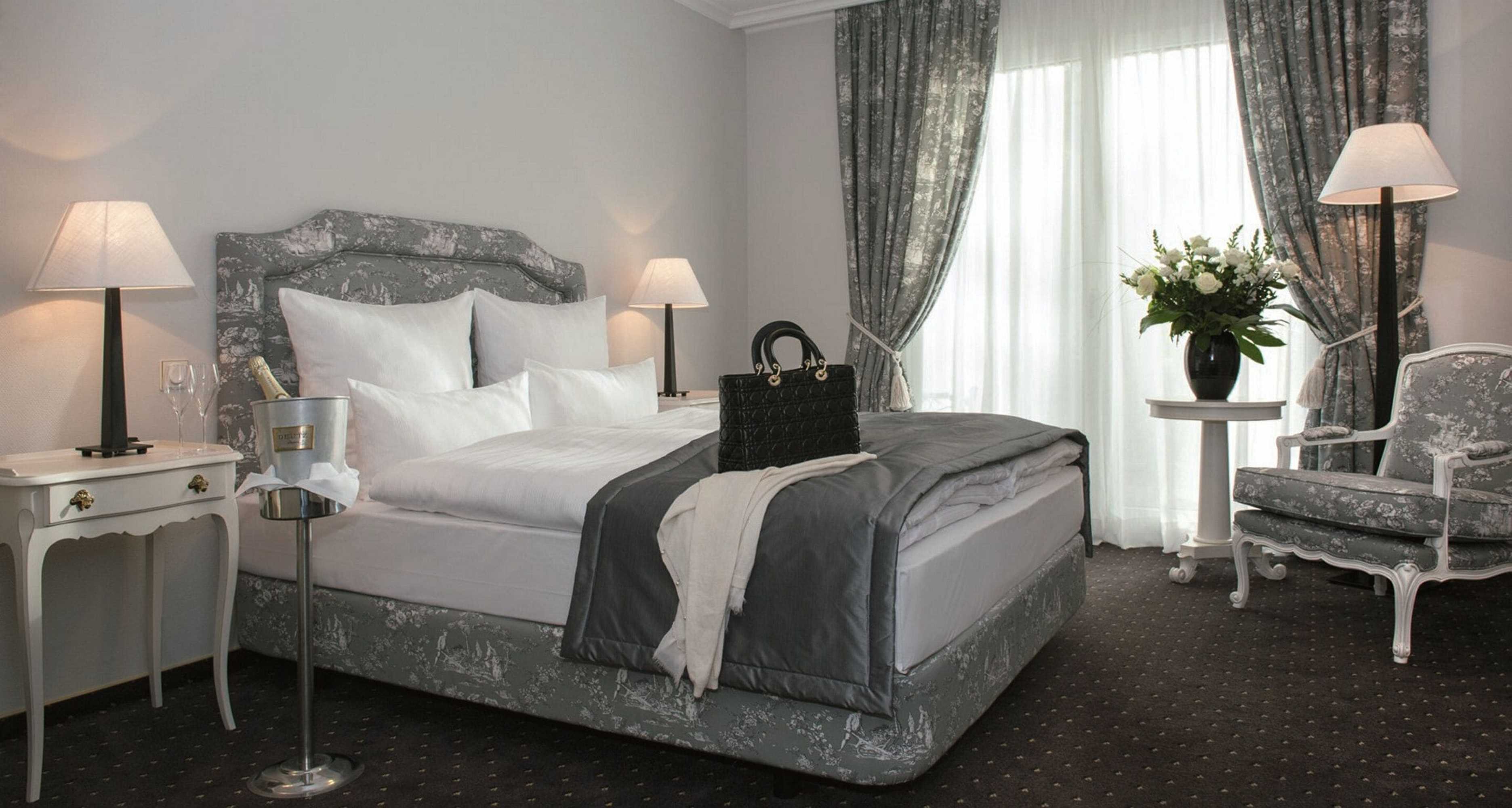 Gift card for Victor's Residenz-Hotel Saarbrücken Gift card for Victor's Residenz-Hotel Saarbrücken