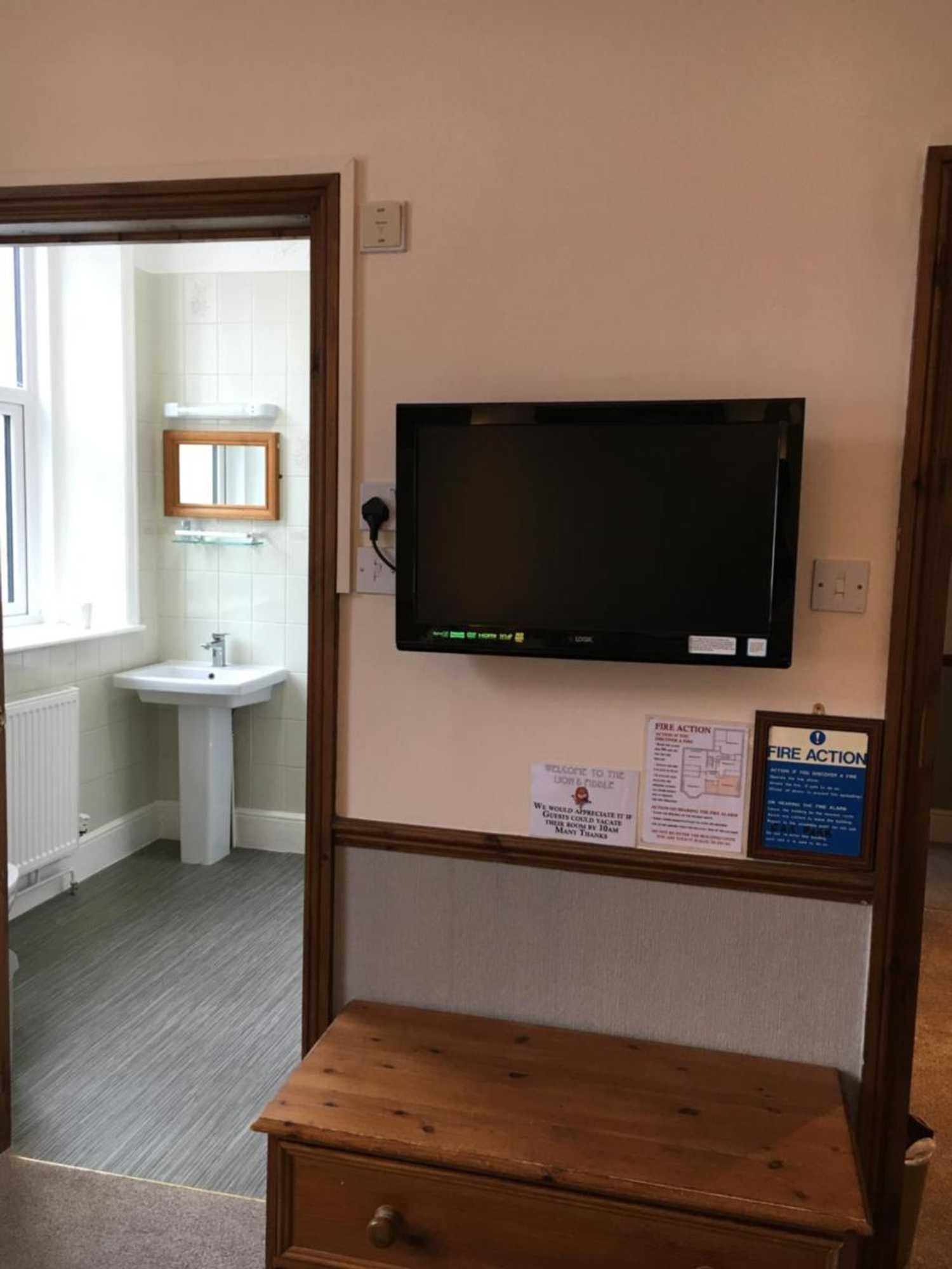 Gift card for Lion And Fiddle