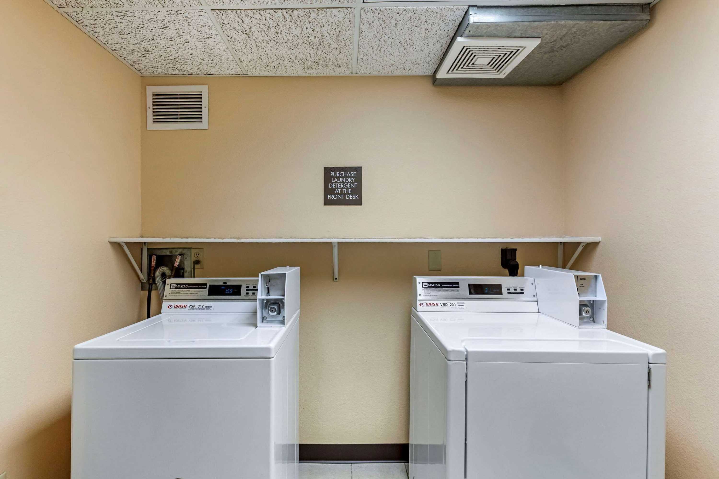 Gift card for Comfort Inn & Suites Jackson - West Bend