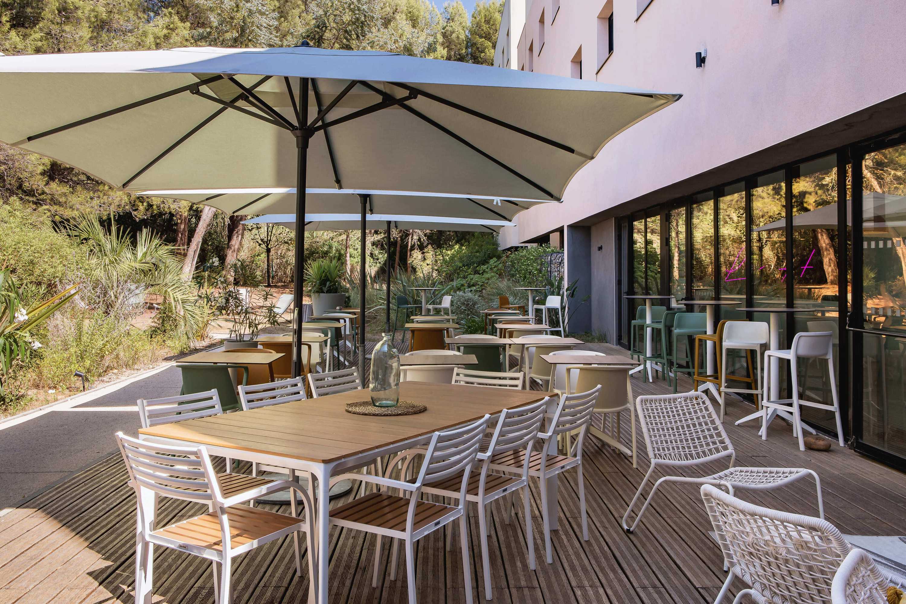 Gift card for Holiday Inn Marseille Airport by Ihg Gift card for Holiday Inn Marseille Airport by Ihg