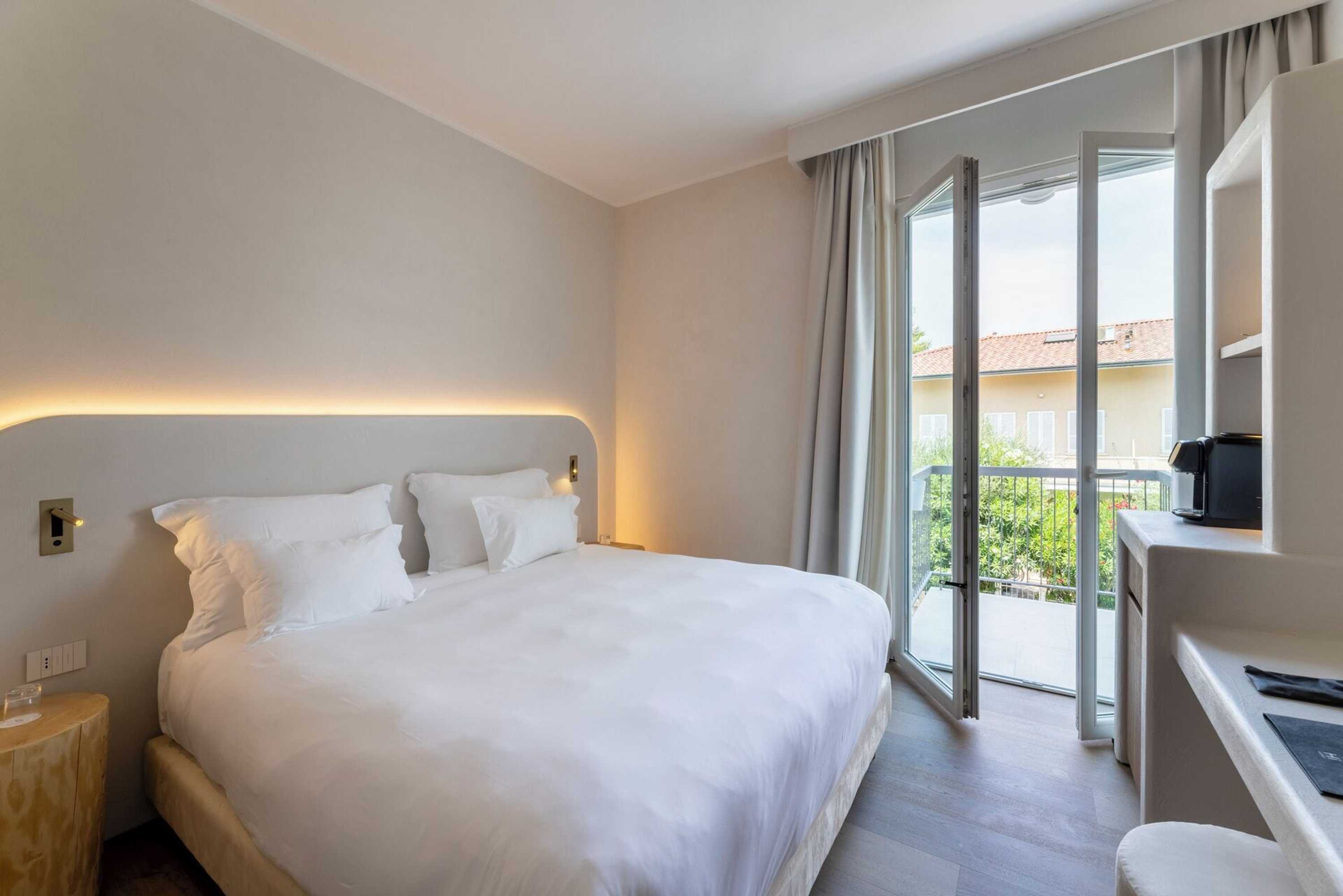 Gift card for Hi Hotels Sirmione Gift card for Hi Hotels Sirmione