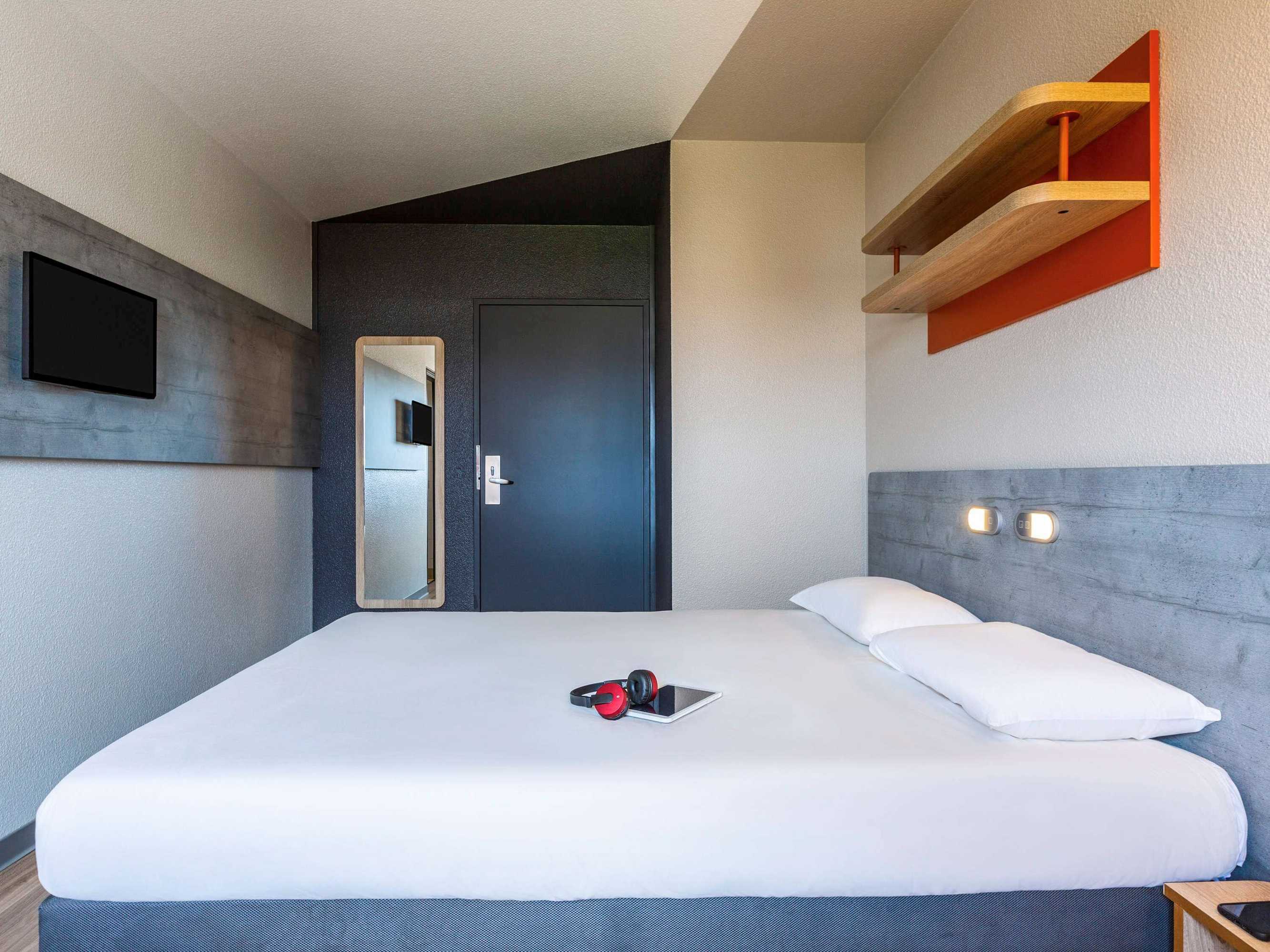 Gift card for Ibis Budget Paris Porte d' Italie Ouest Gift card for Ibis Budget Paris Porte d' Italie Ouest