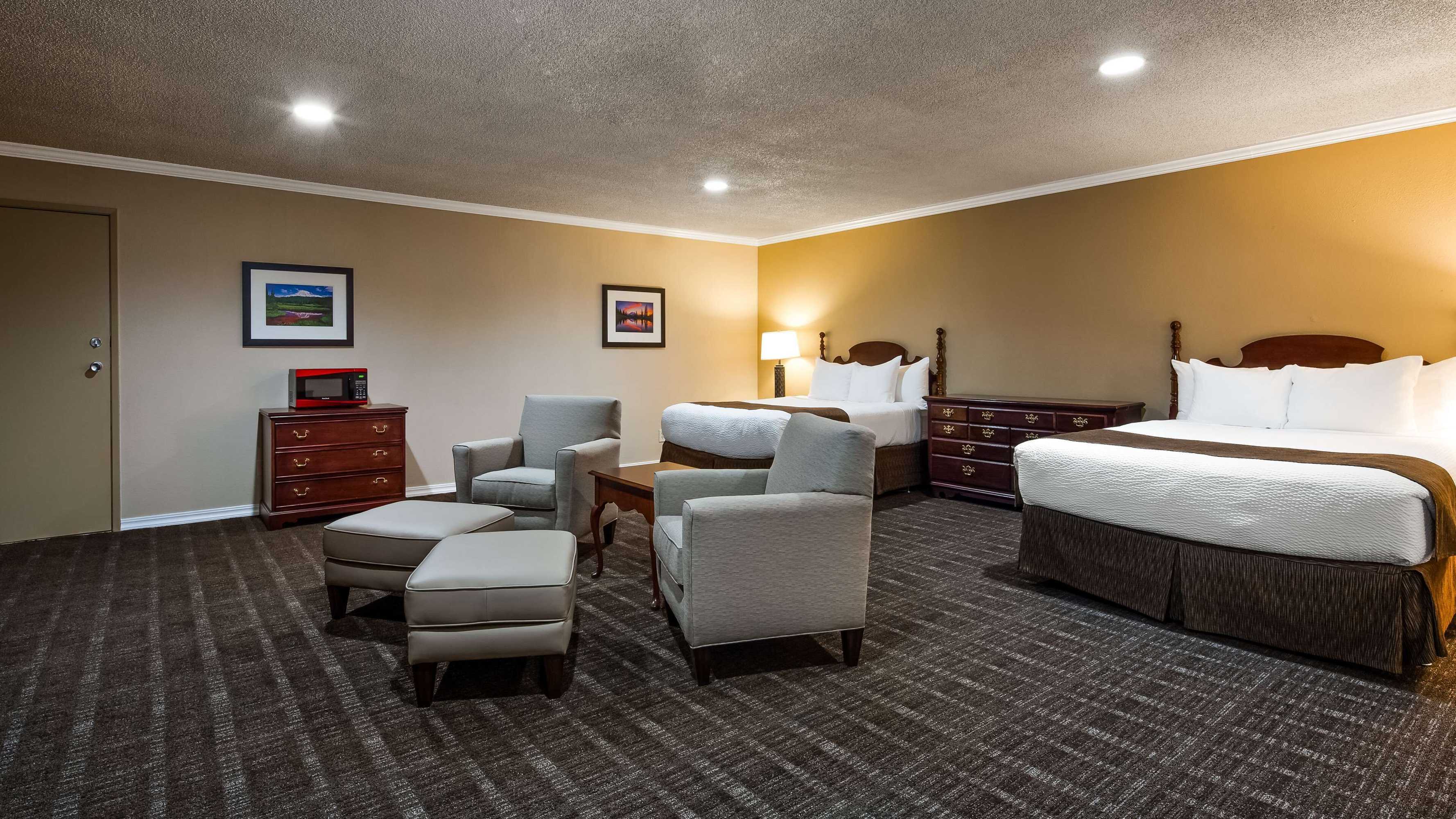 Gift card for Best Western Lakewood- Historic Landmark Gift card for Best Western Lakewood- Historic Landmark