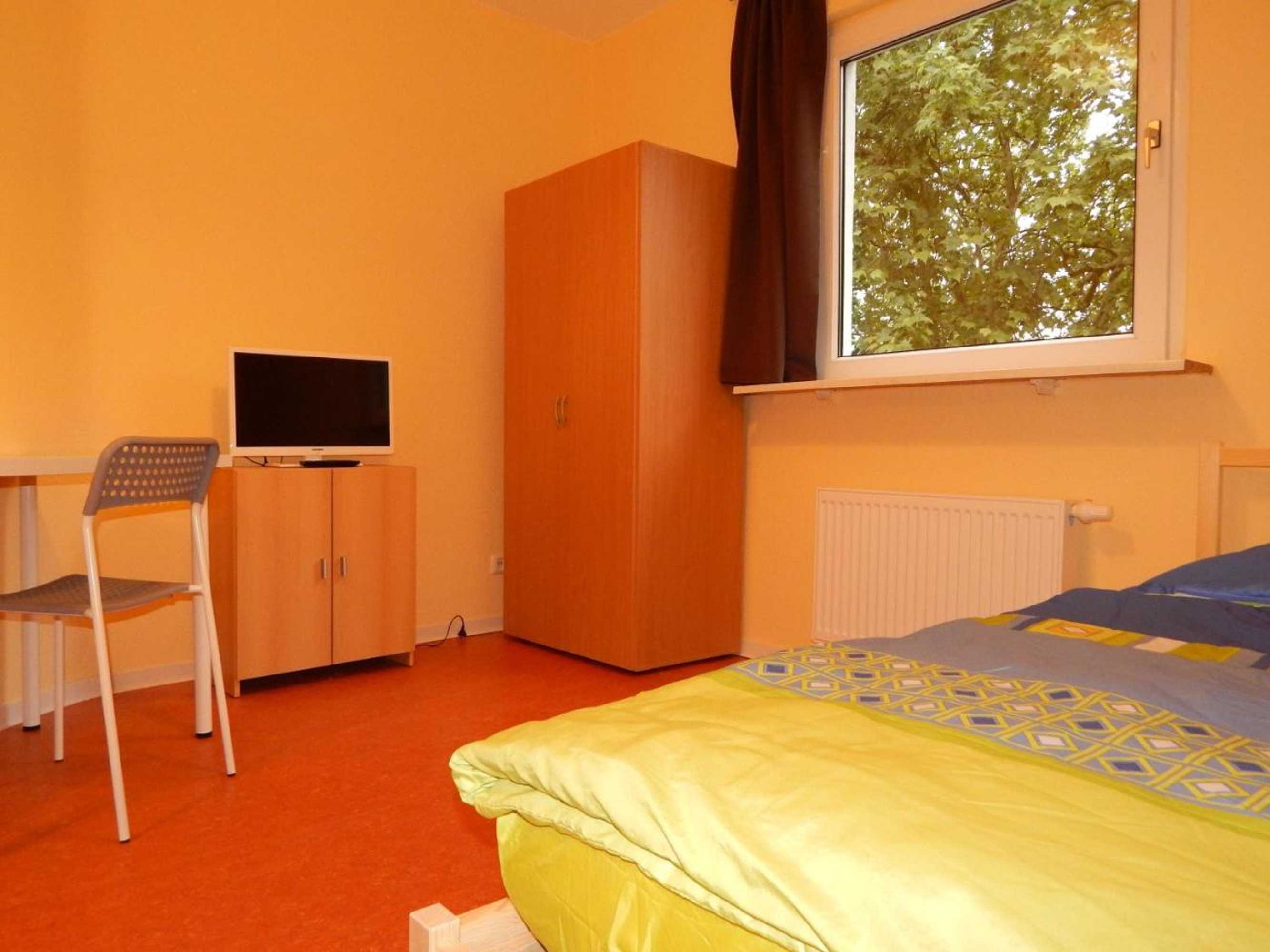 Gift card for Home at Friends' - City - Zu Hause Bei Freunden