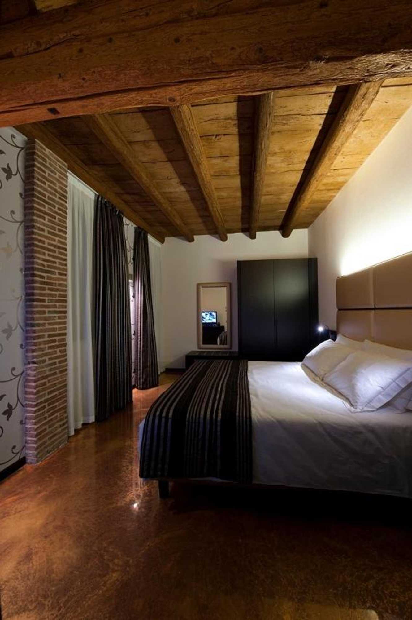 Gift card for Villa Solaris Hotel & Residence Gift card for Villa Solaris Hotel & Residence