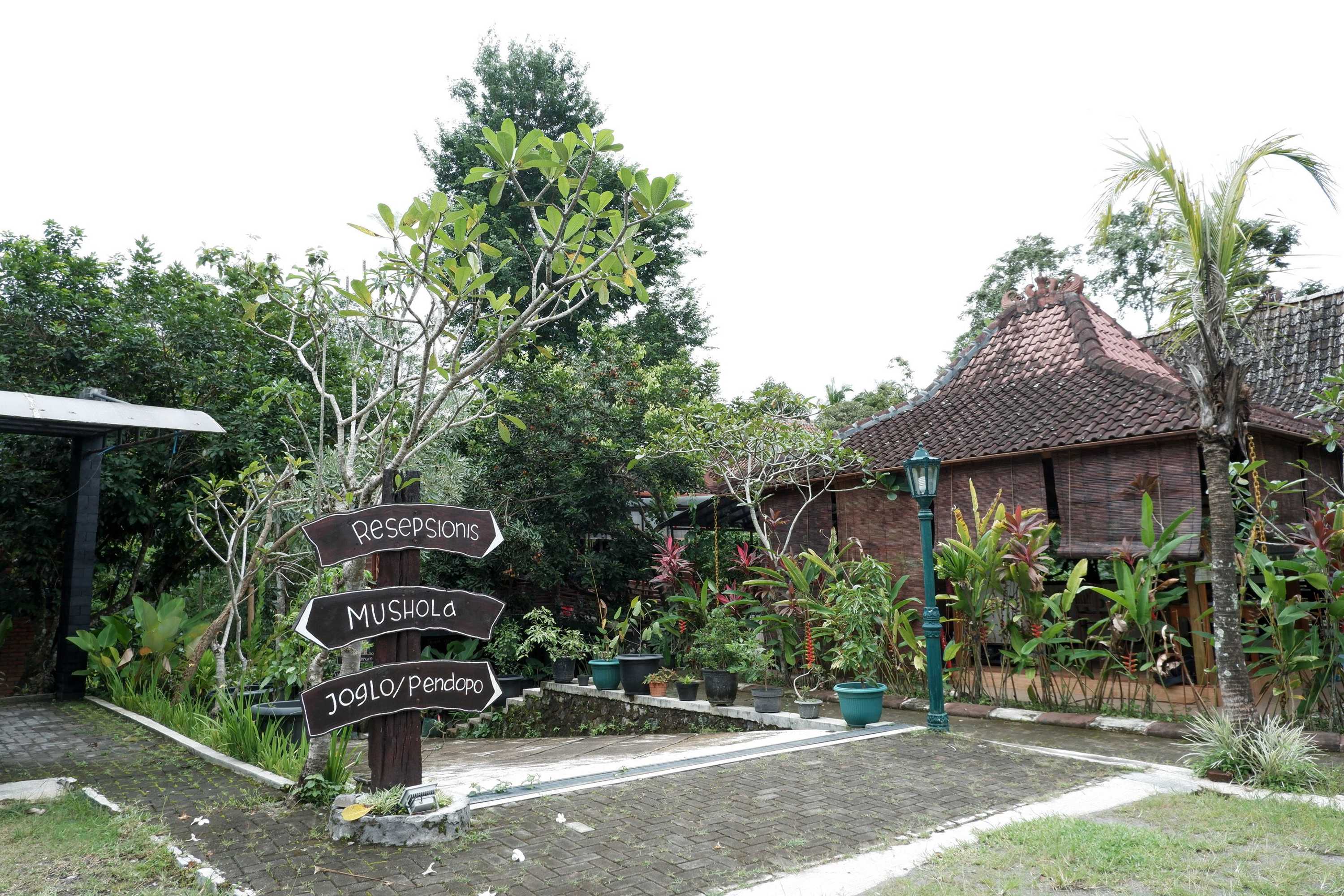 Gift card for Collection O 550 Kebon Krapyak Cottage Syariah