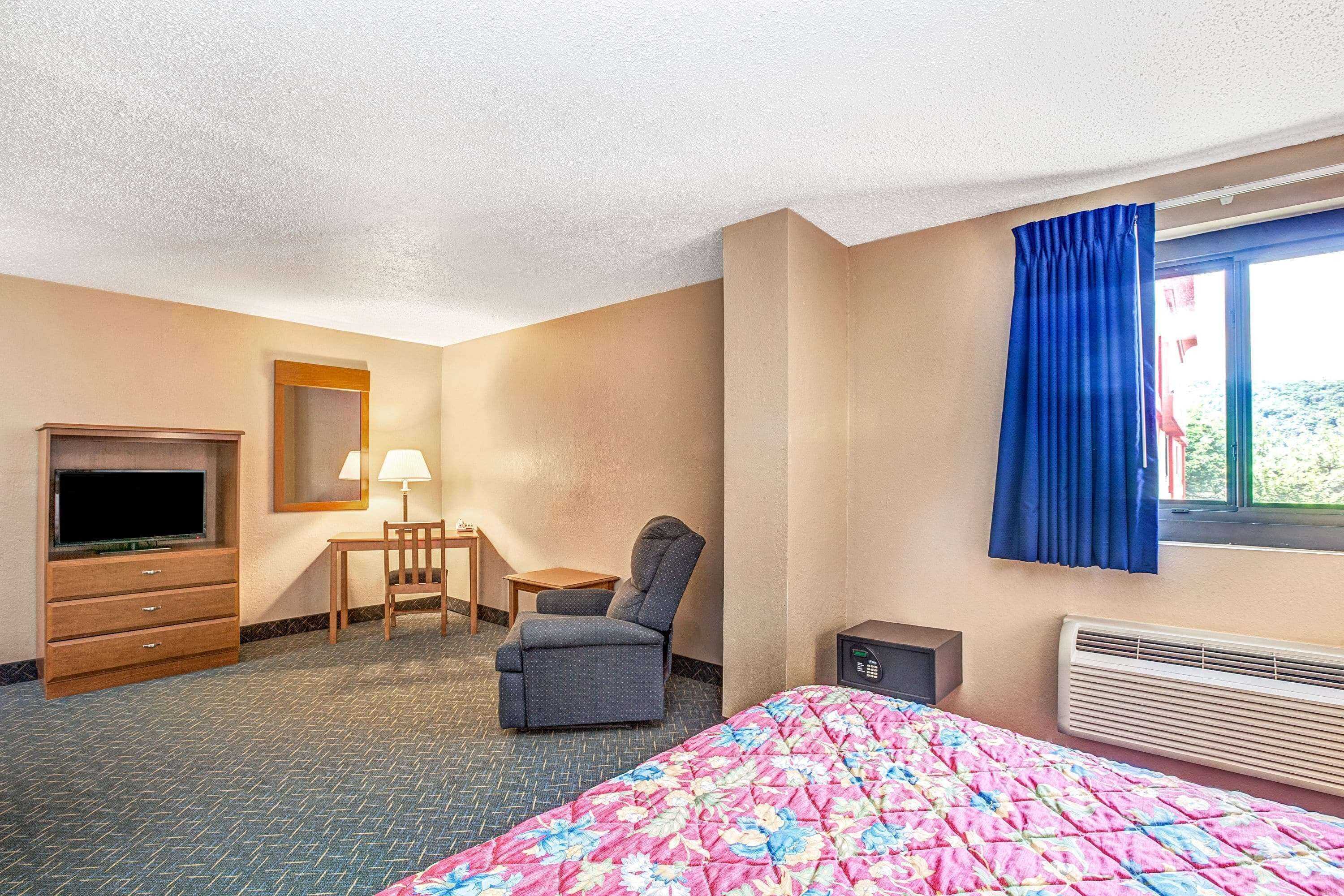 Gift card for Super 8 by Wyndham Mahwah Gift card for Super 8 by Wyndham Mahwah