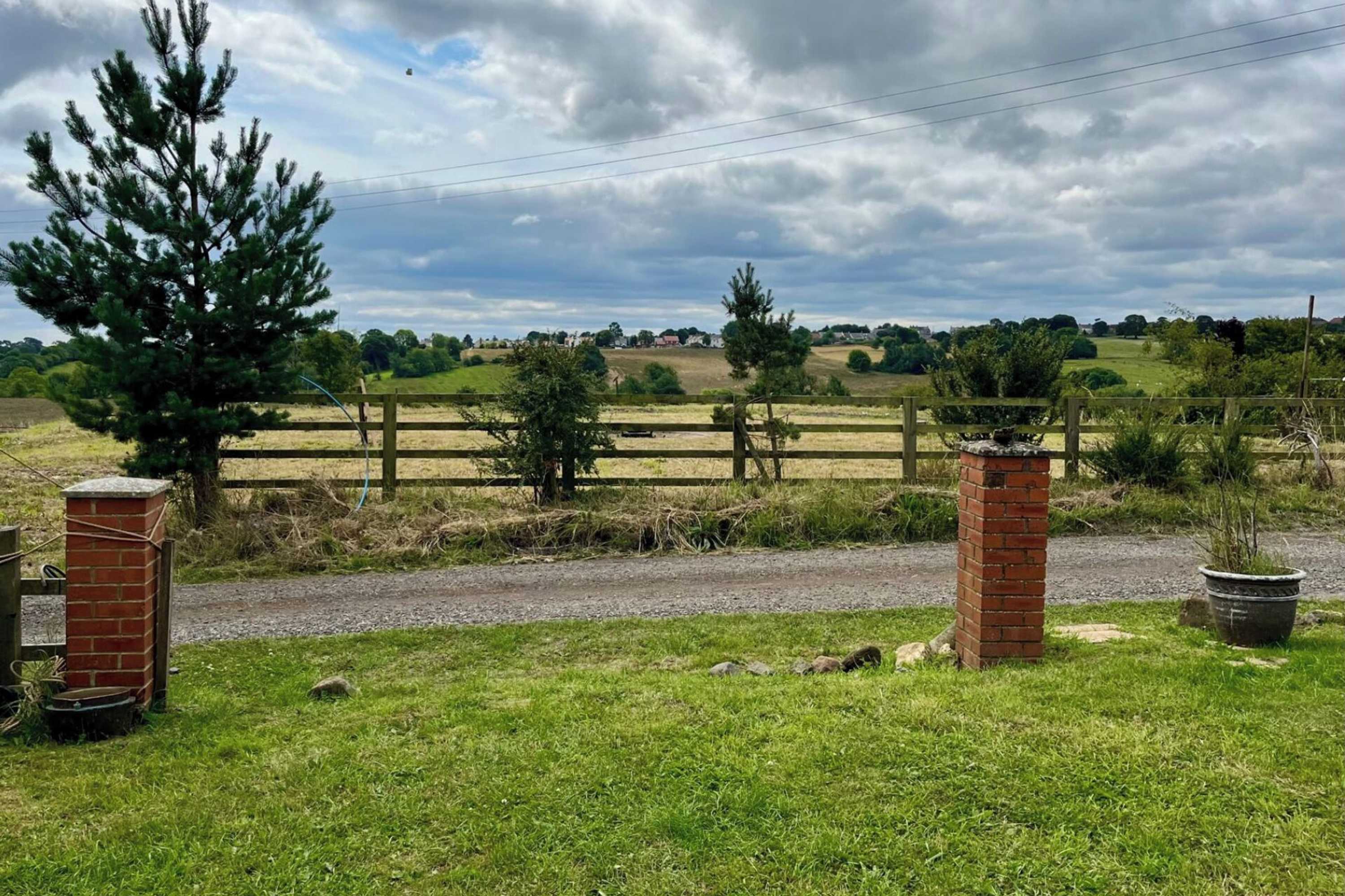 Gift card for Starshinezzz - Large Farmhouse County Durham