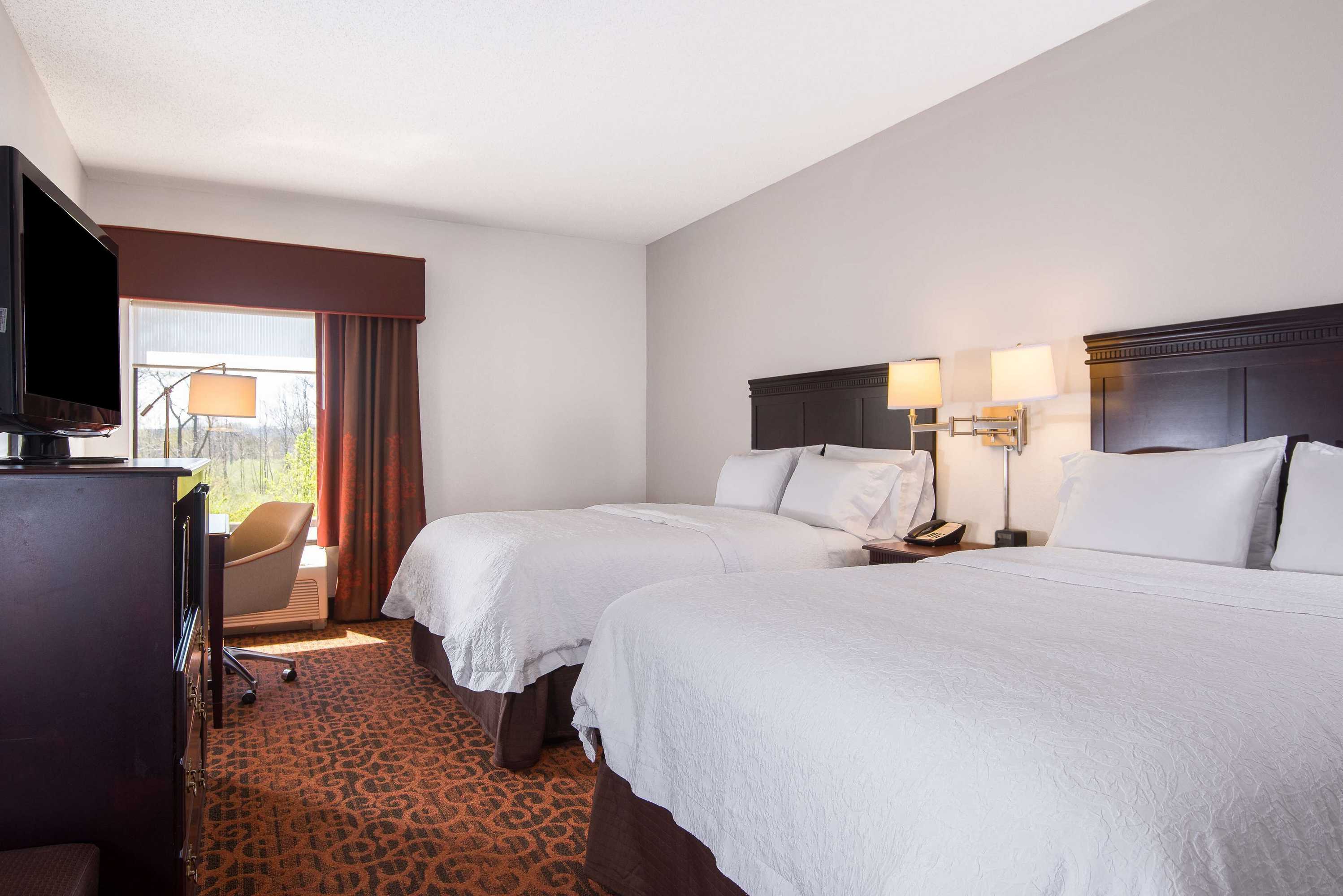 Gift card for Hampton Inn Parkersburg-Mineral Wells Gift card for Hampton Inn Parkersburg-Mineral Wells