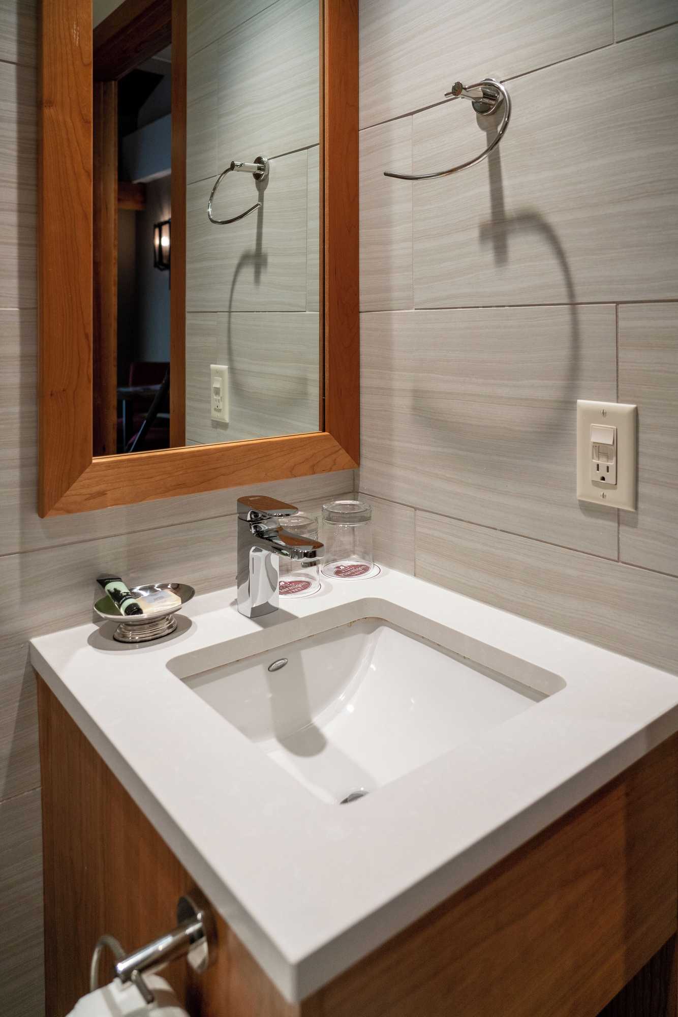 Gift card for Banff Ptarmigan Inn