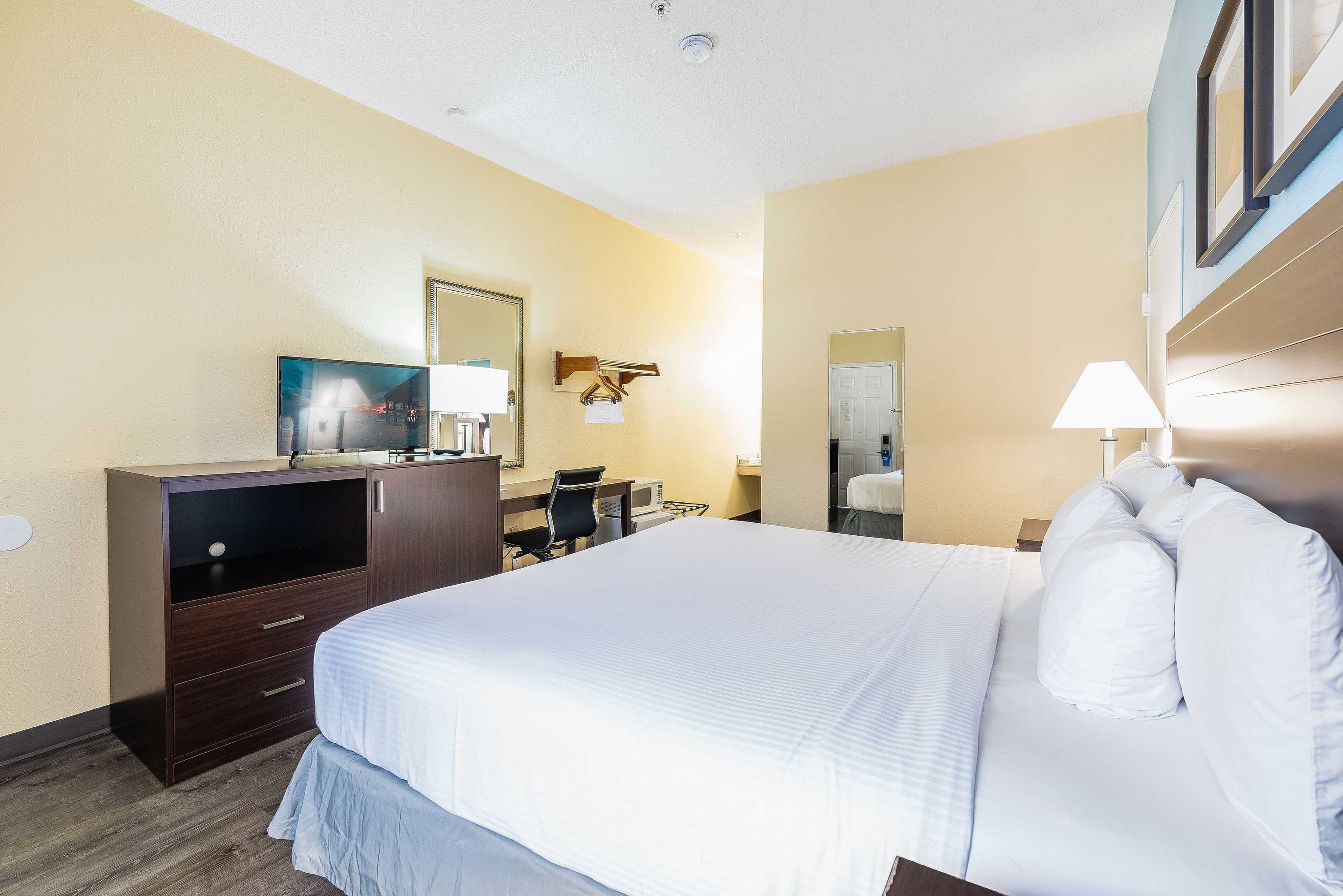 Gift card for Days Inn by Wyndham Federal Way Gift card for Days Inn by Wyndham Federal Way