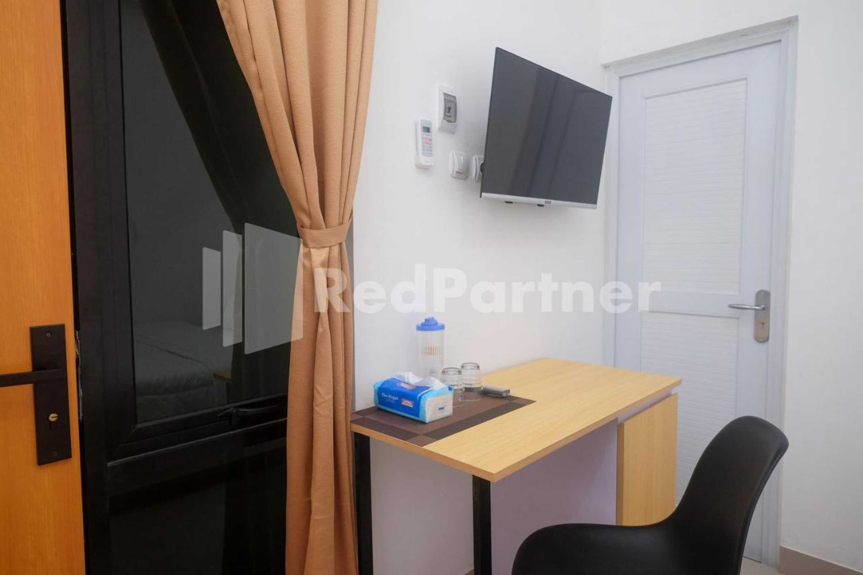 Gift card for River House Mitra Reddoorz Gift card for River House Mitra Reddoorz