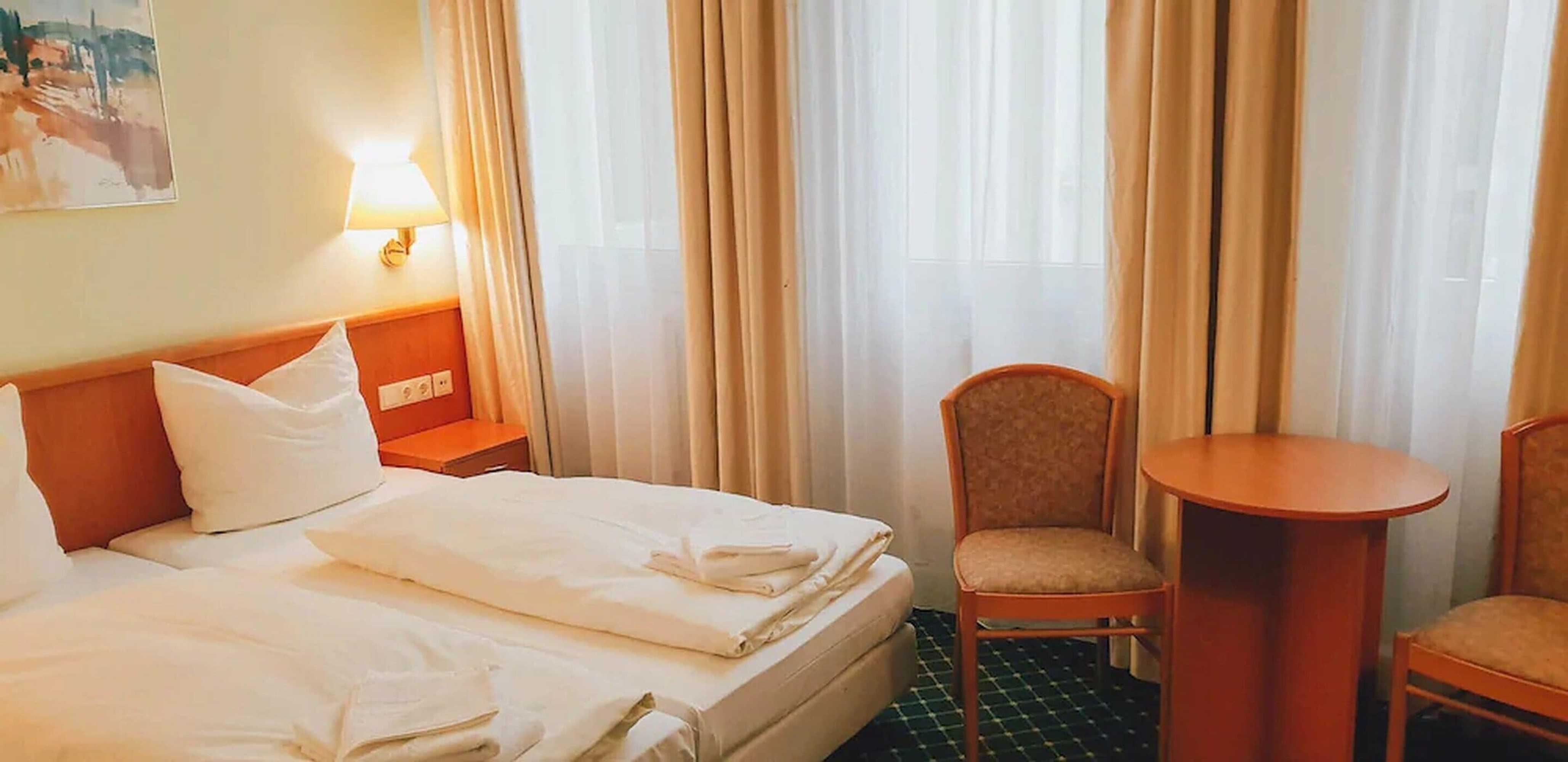 Gift card for Hotel Helle Mitte Berlin Gift card for Hotel Helle Mitte Berlin