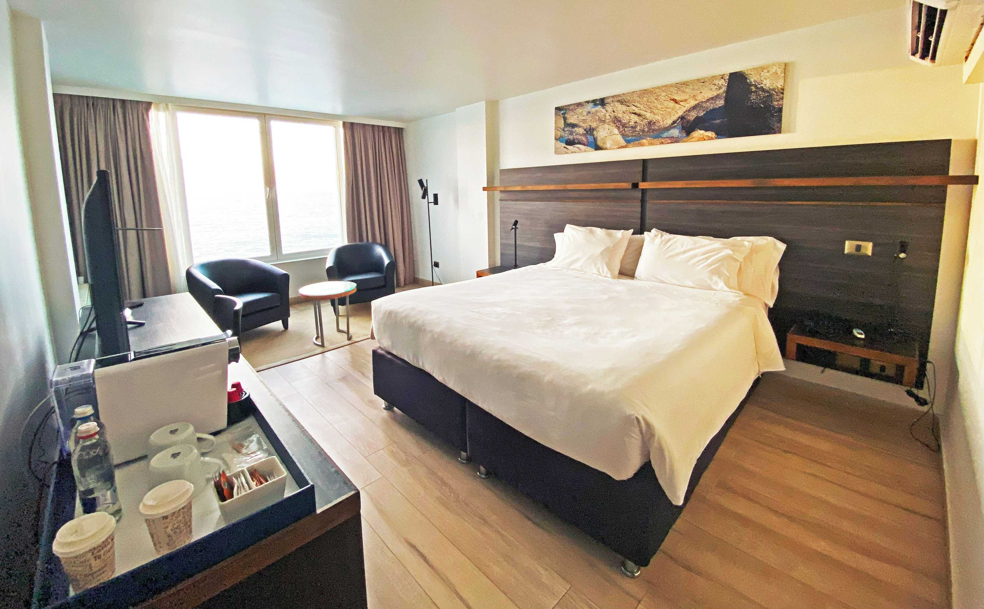 Gift card for Radisson Blu Acqua Hotel & Spa Concon Gift card for Radisson Blu Acqua Hotel & Spa Concon