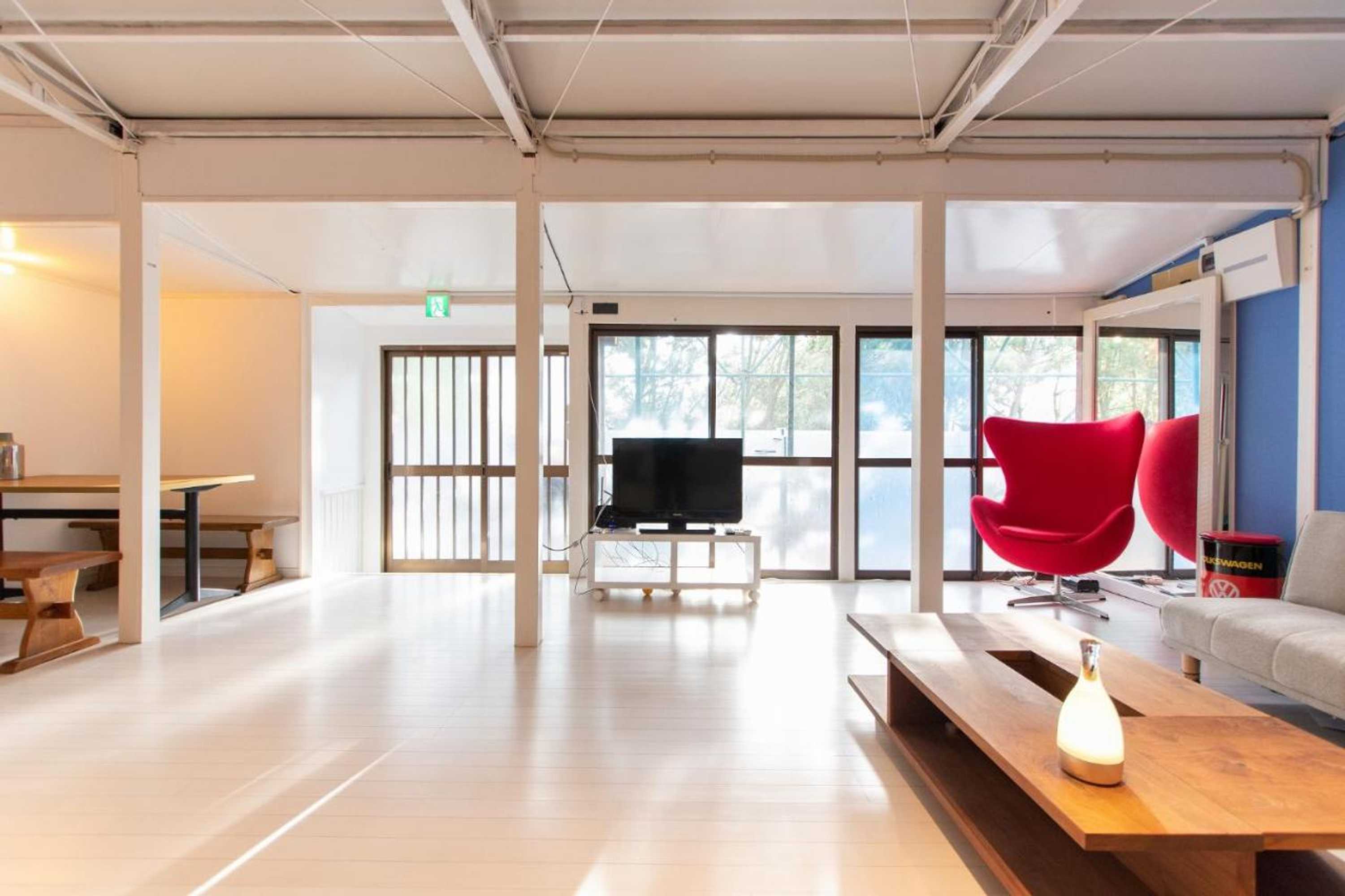 Gift card for 九十九里浜で最強に海に近い宿 無料の最新カラオケ&bbq付き