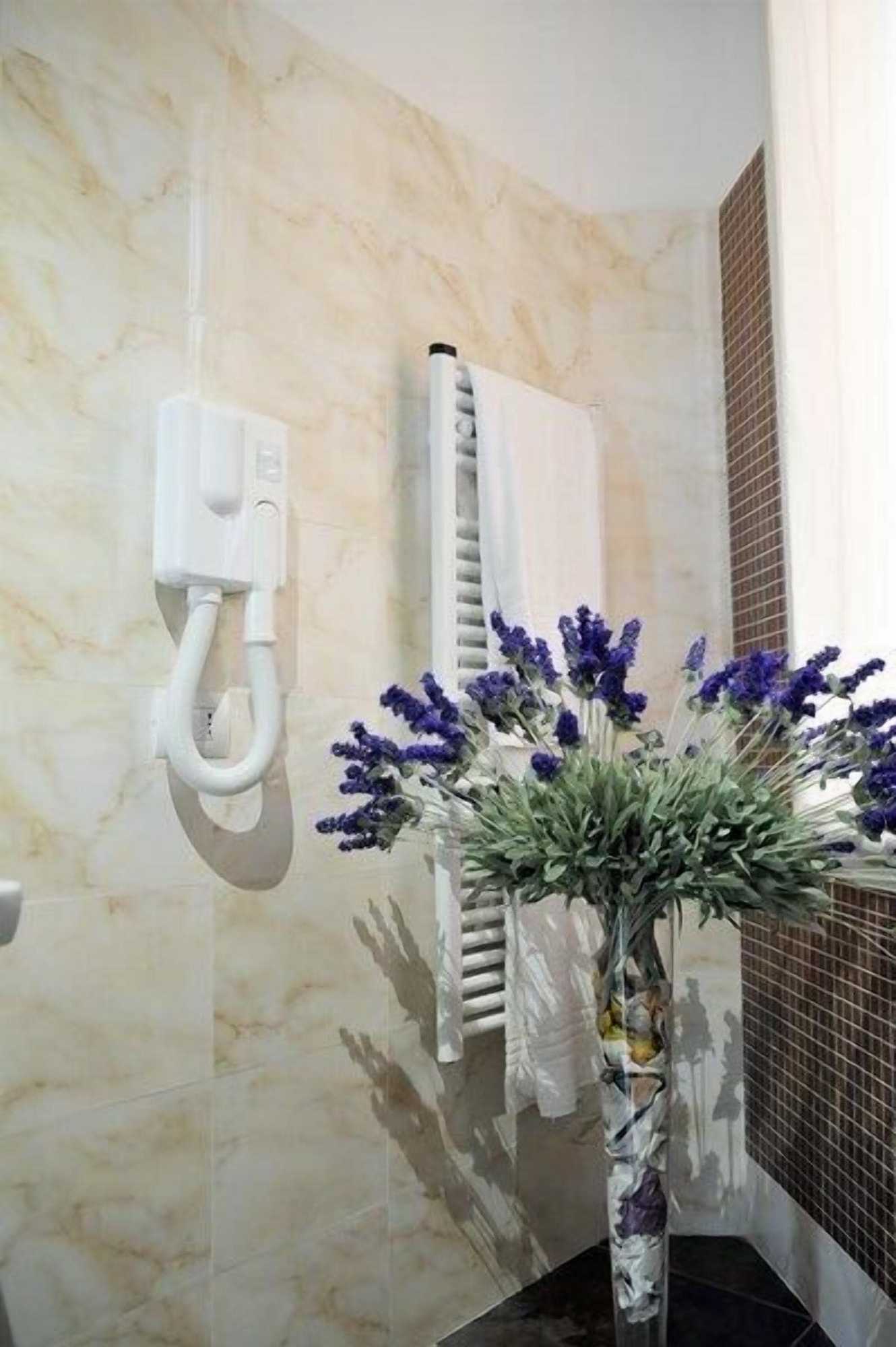 Gift card for Hotel Residence Matteotti Gift card for Hotel Residence Matteotti