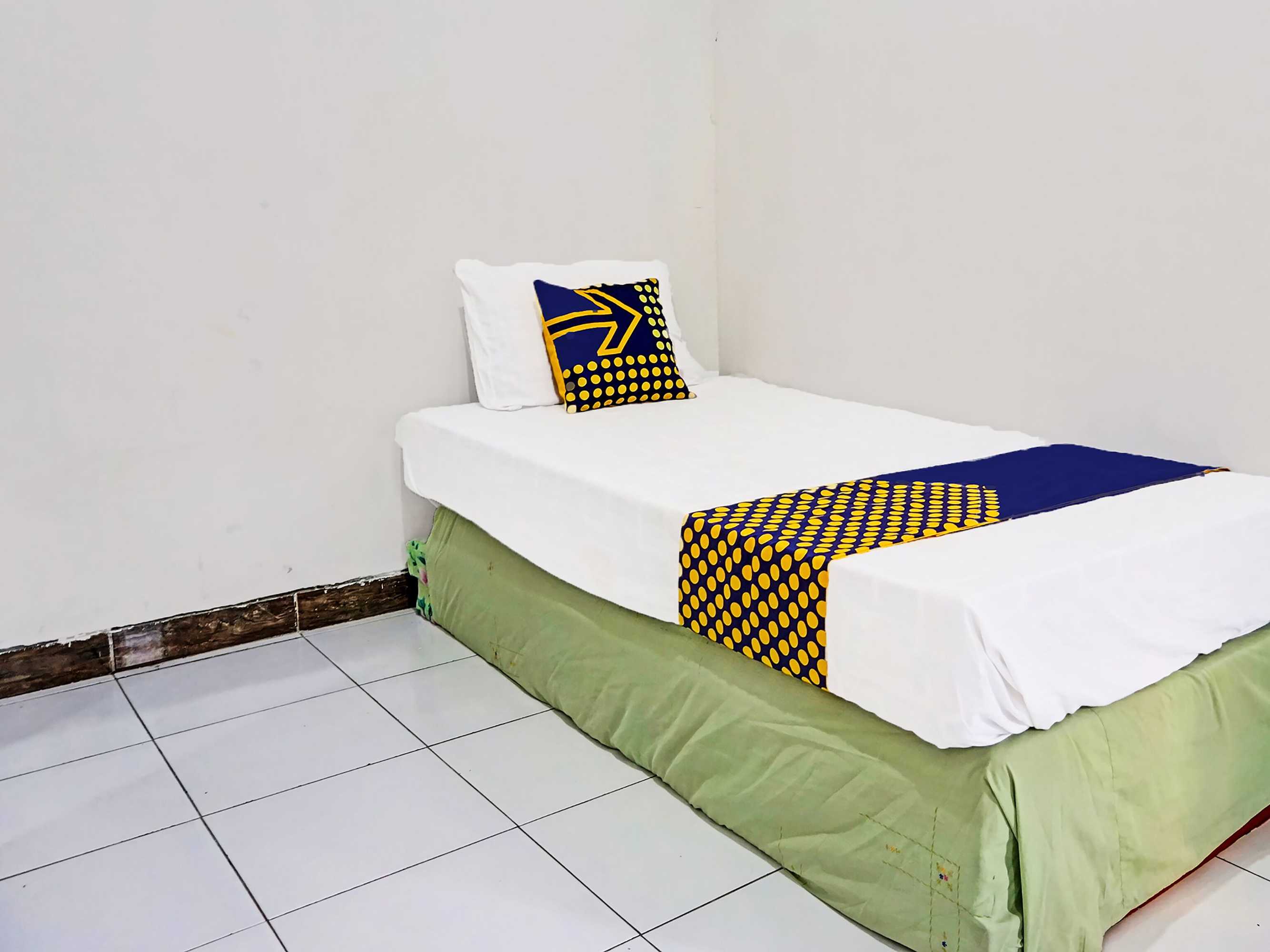 Gift card for Oyo Life 91896 Kost Bu Dewi Syariah Gift card for Oyo Life 91896 Kost Bu Dewi Syariah