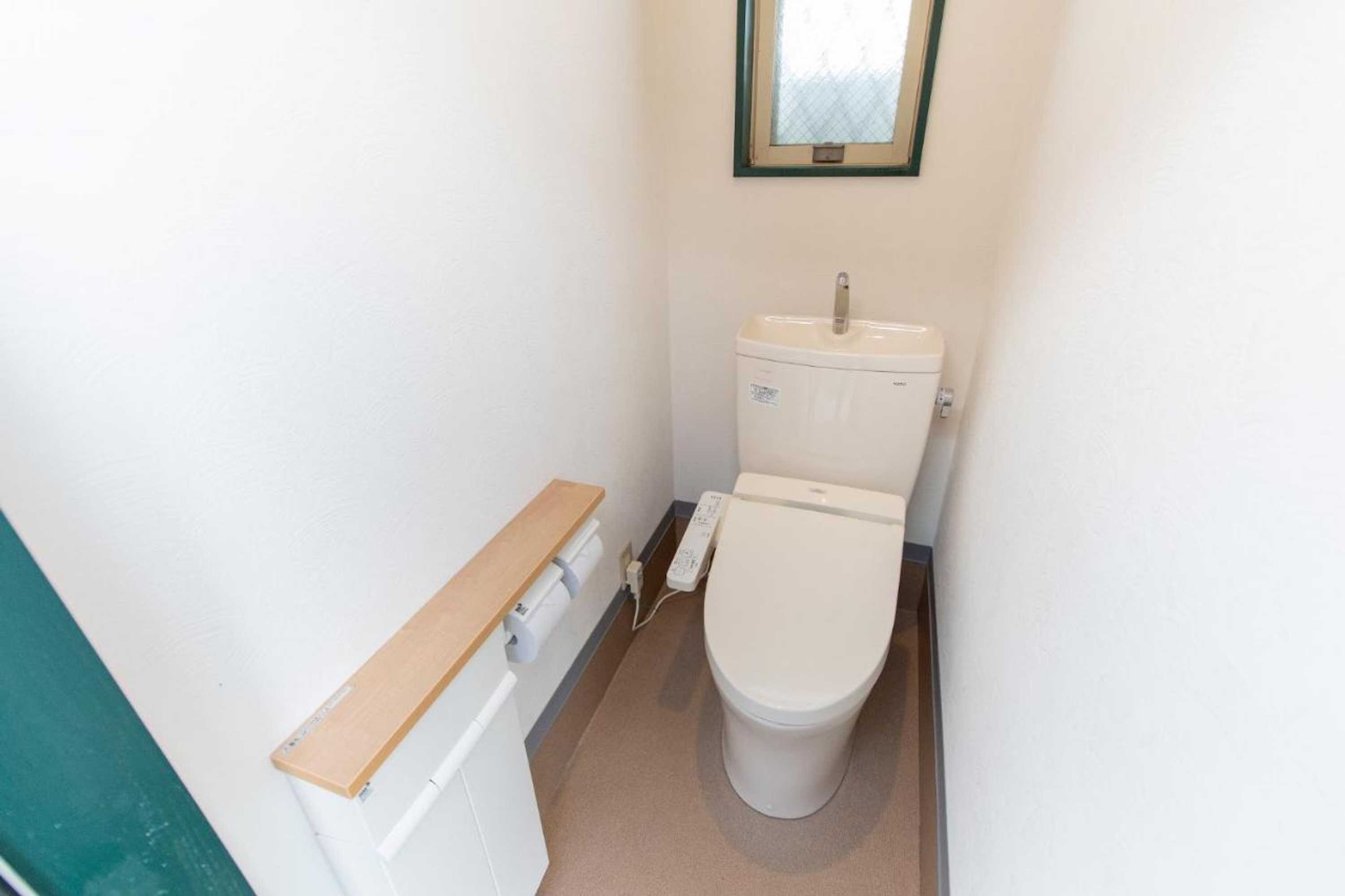 Gift card for 九十九里浜で最強に海に近い宿 無料の最新カラオケ&bbq付き