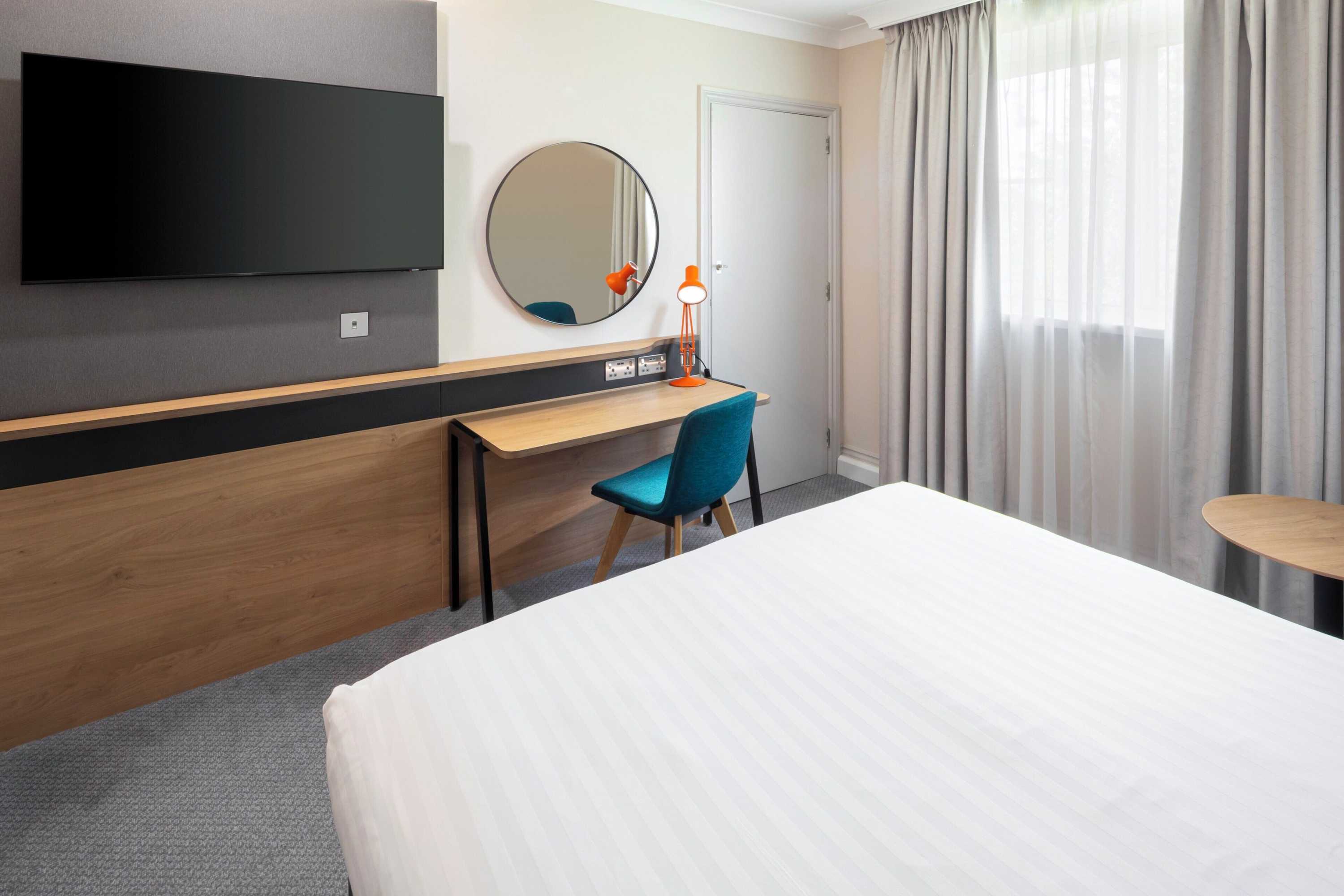 Gift card for Holiday Inn High Wycombe M40, Jct. 4 by Ihg Gift card for Holiday Inn High Wycombe M40, Jct. 4 by Ihg