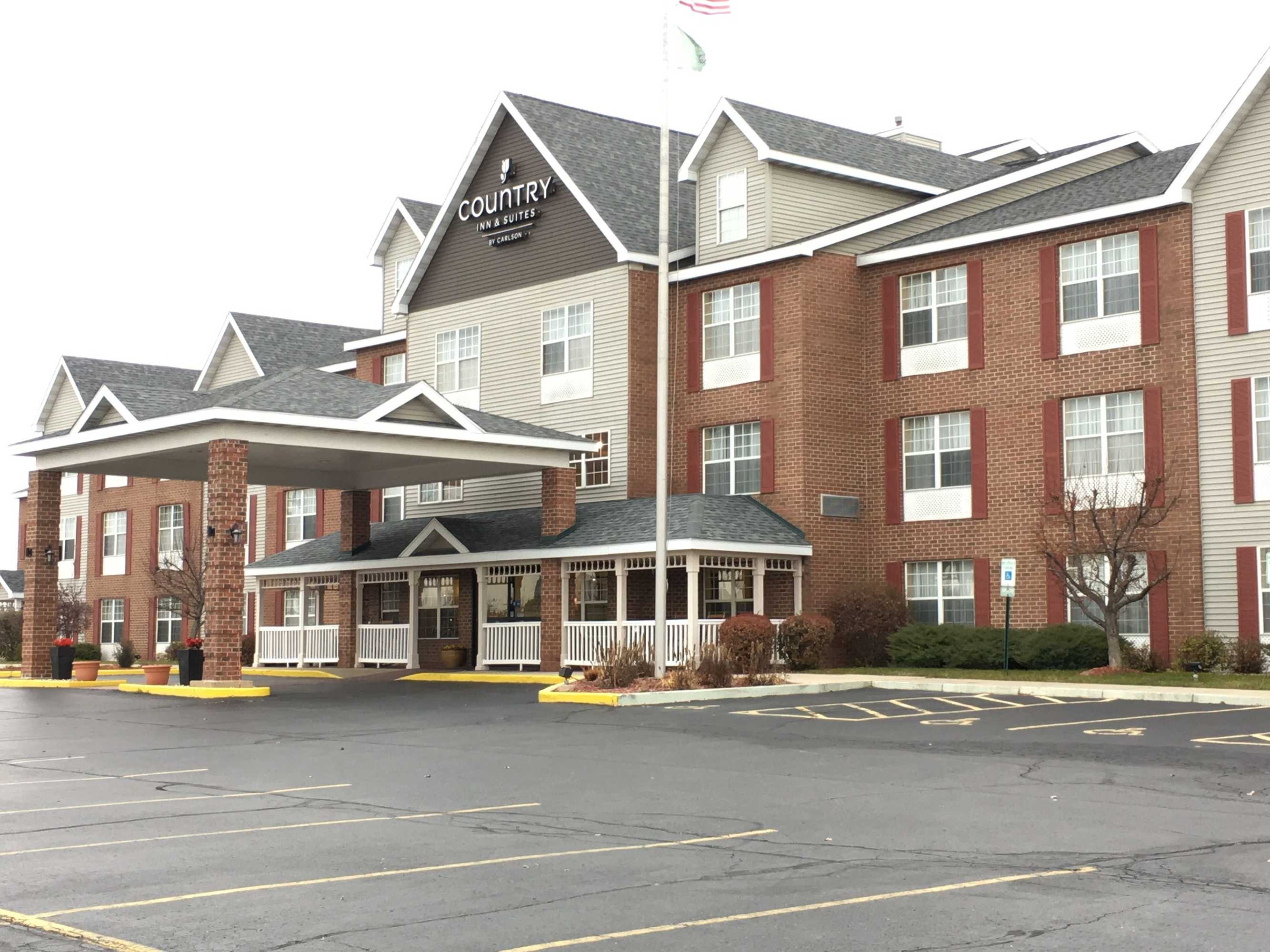 Gift card for Country Inn & Suites by Radisson Kenosha - Pleasant Prairie