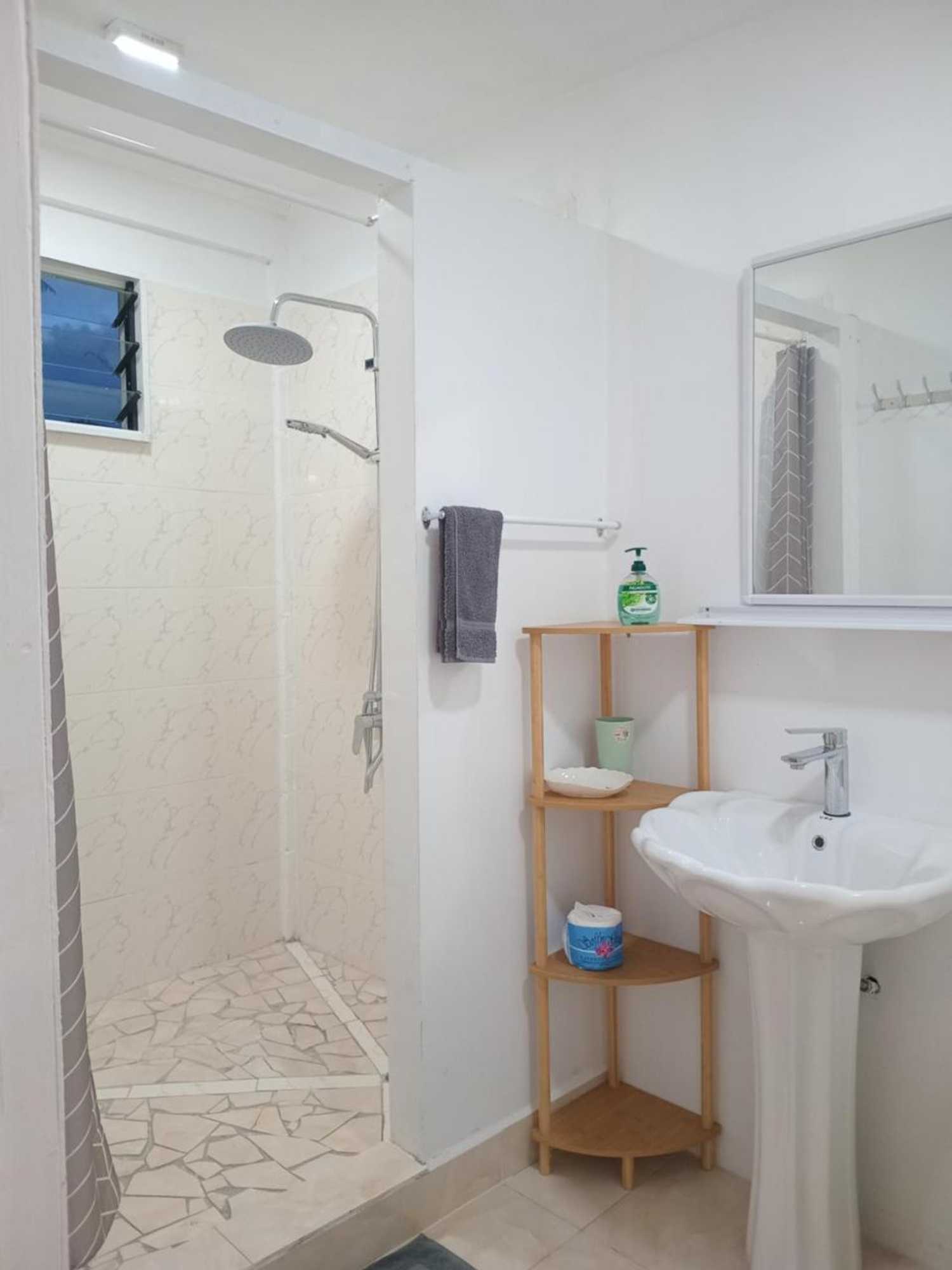 Gift card for Dave Parker Eco Lodge Hotel