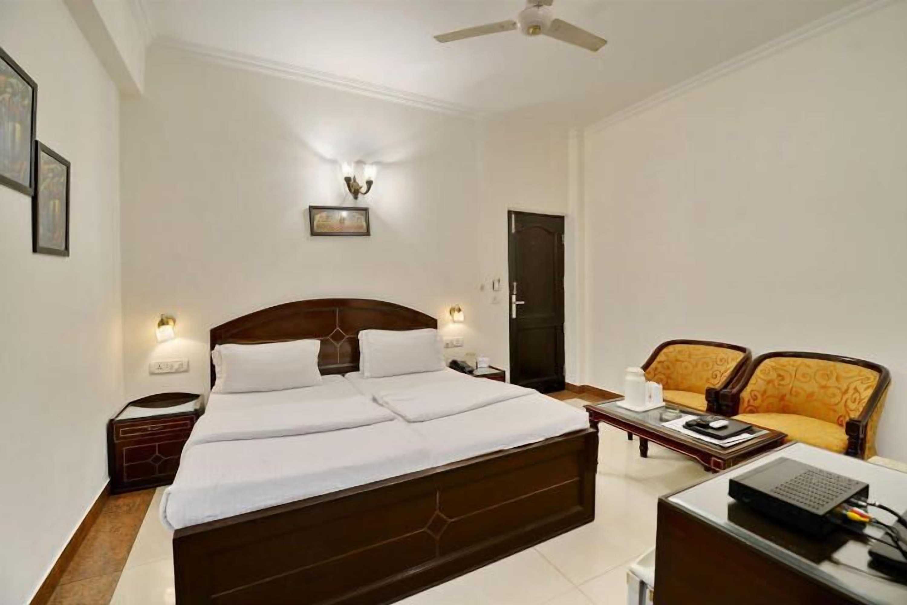 Gift card for Mahalakshmi Palace Hotel Gift card for Mahalakshmi Palace Hotel