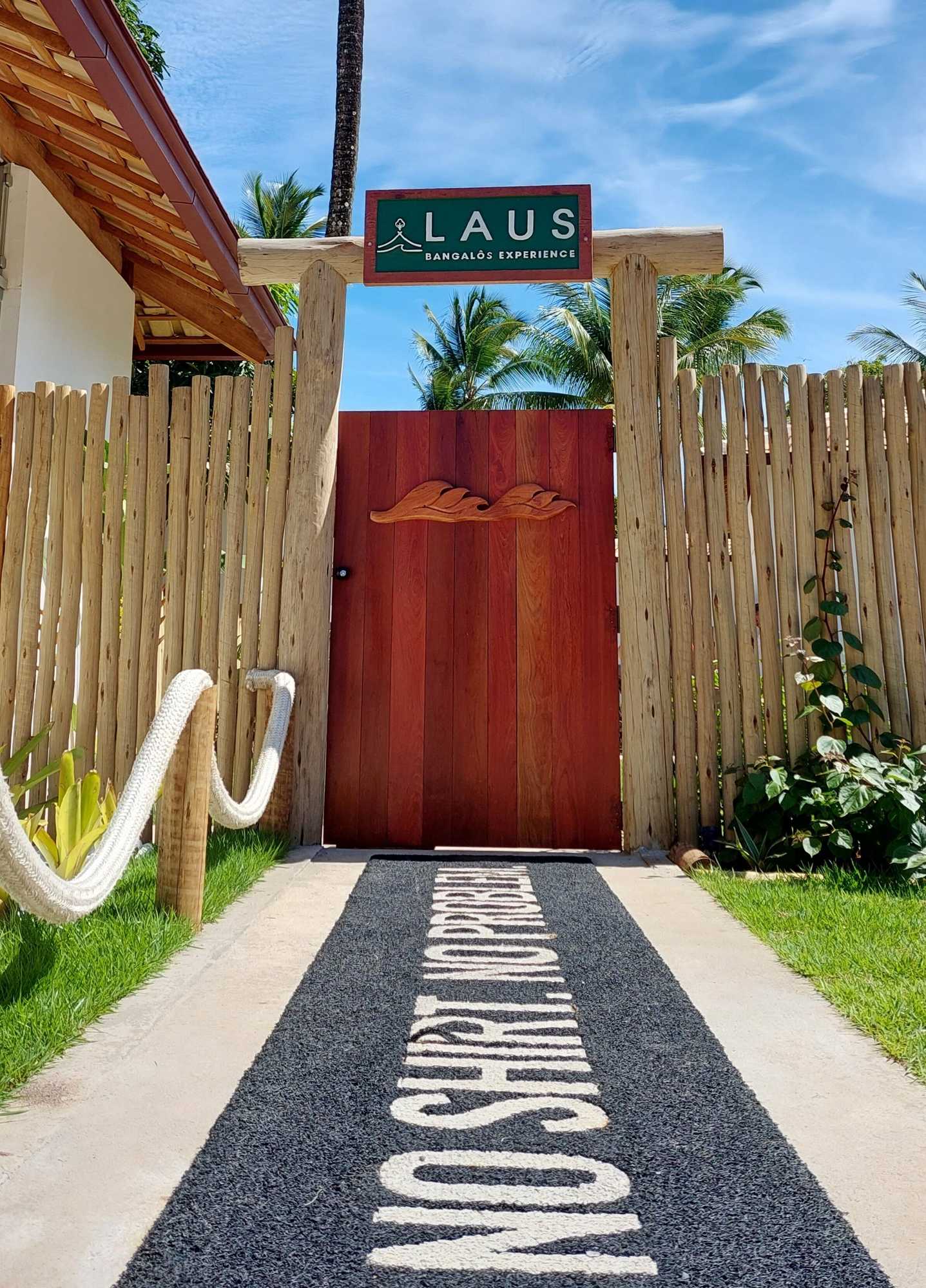Gift card for Laus Bangalôs Experience - Piscina Privativa - Praia de Algodões - Península de Maraú - Bahia Gift card for Laus Bangalôs Experience - Piscina Privativa - Praia de Algodões - Península de Maraú - Bahia