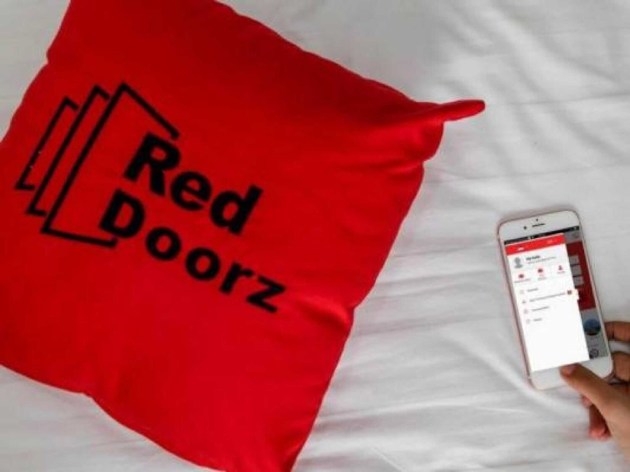 Gift card for Reddoorz Near Universitas Palangkaraya Gift card for Reddoorz Near Universitas Palangkaraya