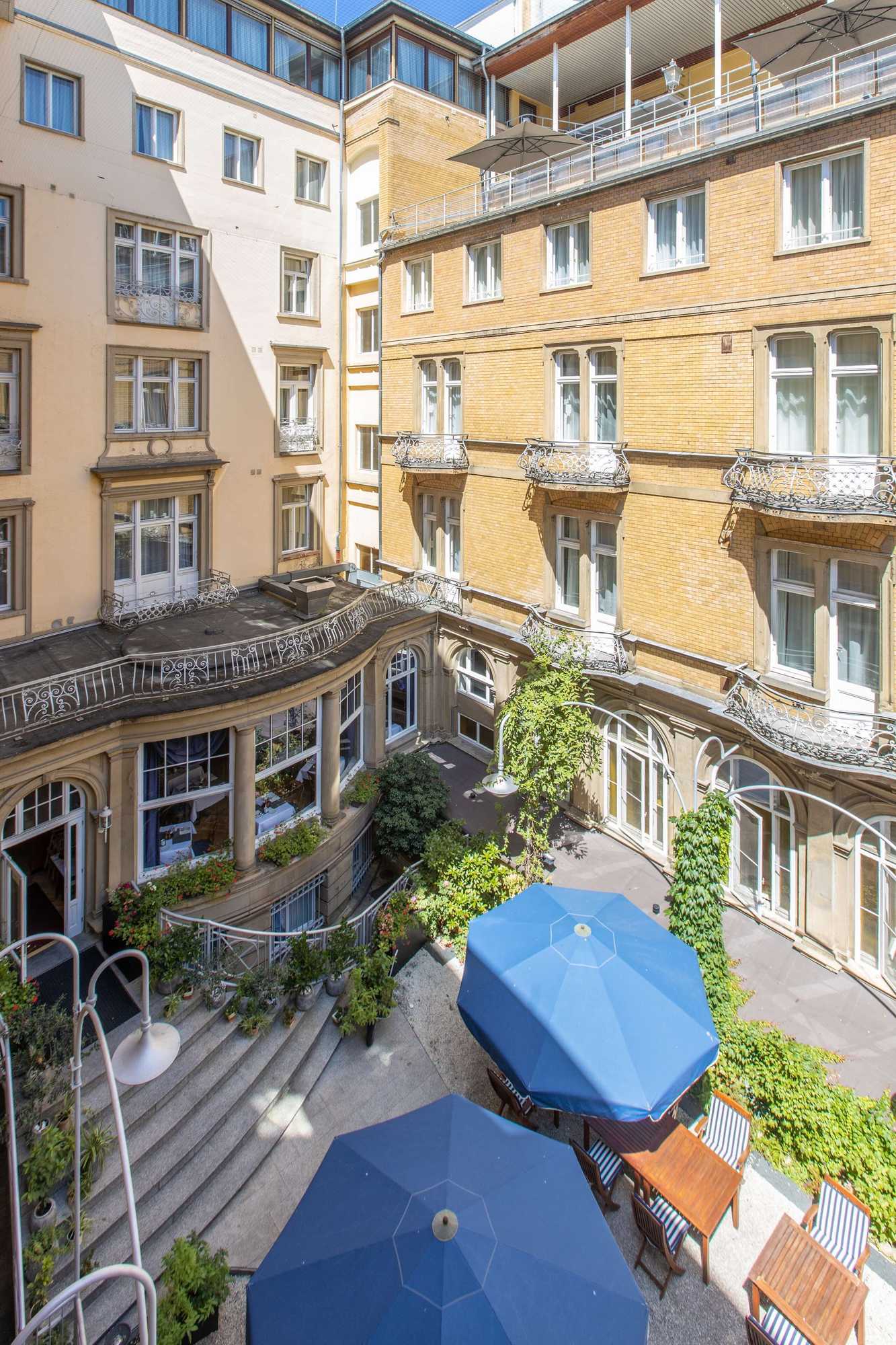 Gift card for Radisson Blu Schwarzer Bock Hotel Gift card for Radisson Blu Schwarzer Bock Hotel