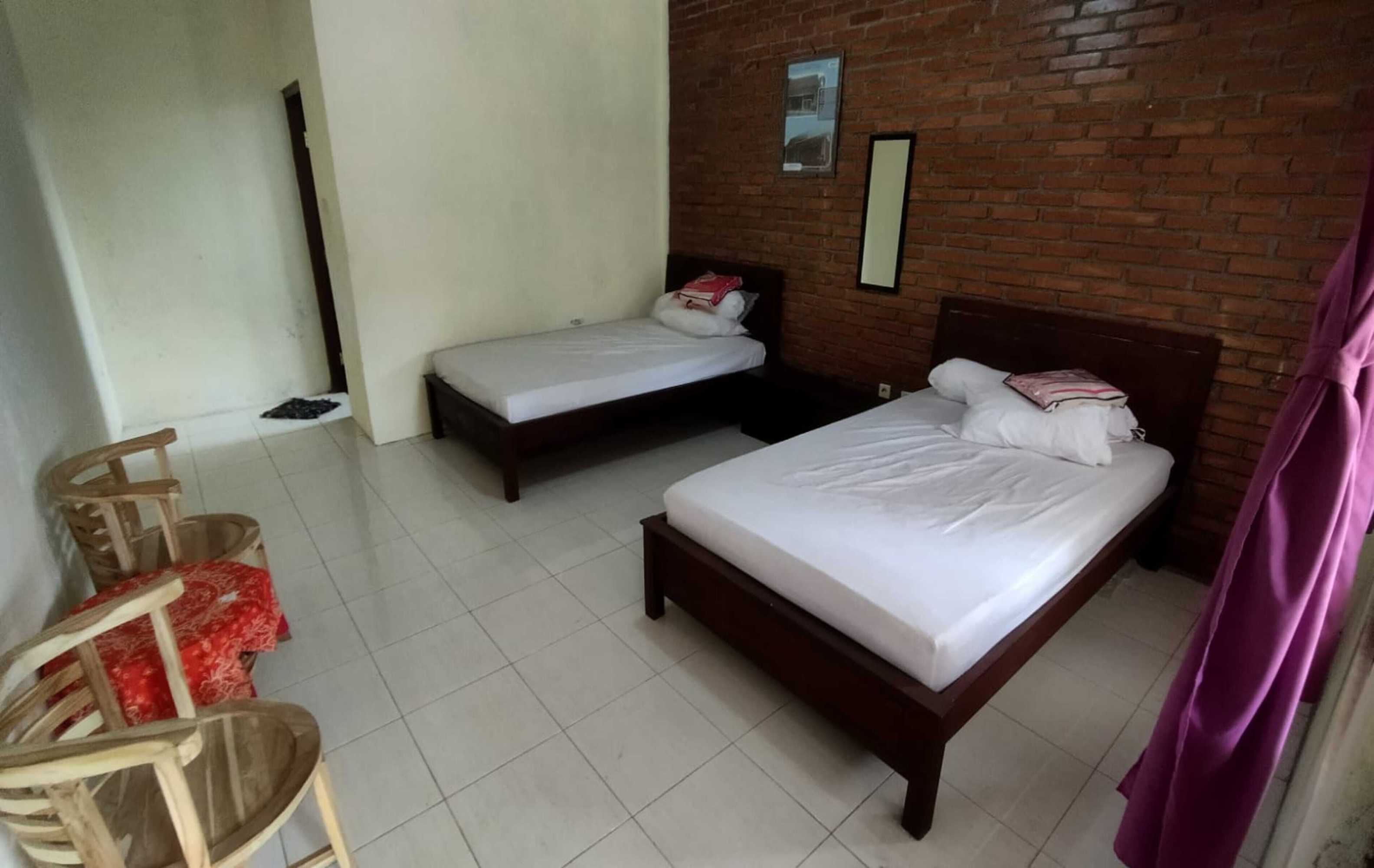 Gift card for Home Stay Muhrodin