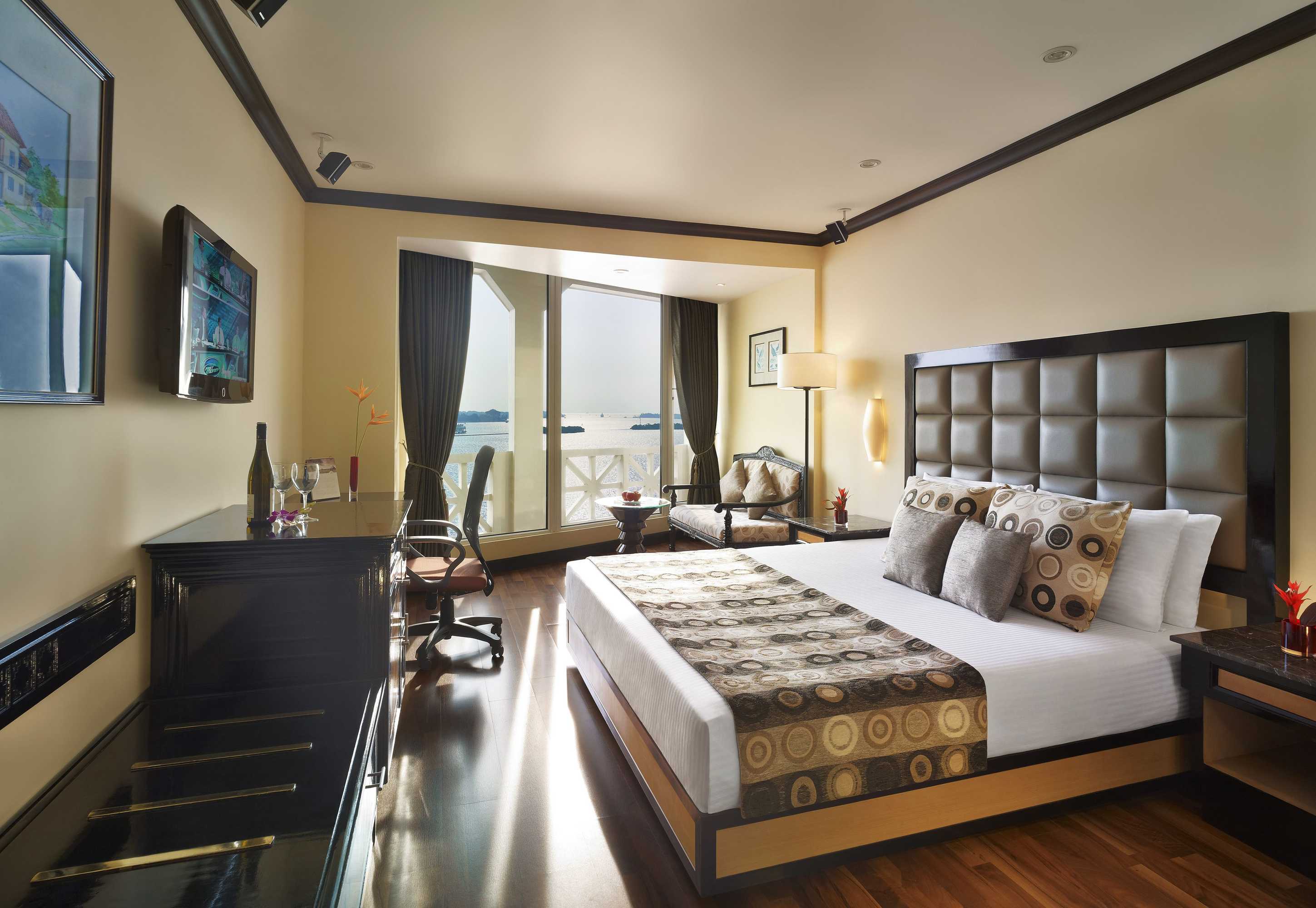 Gift card for Vivanta Ernakulam, Marine Drive Gift card for Vivanta Ernakulam, Marine Drive