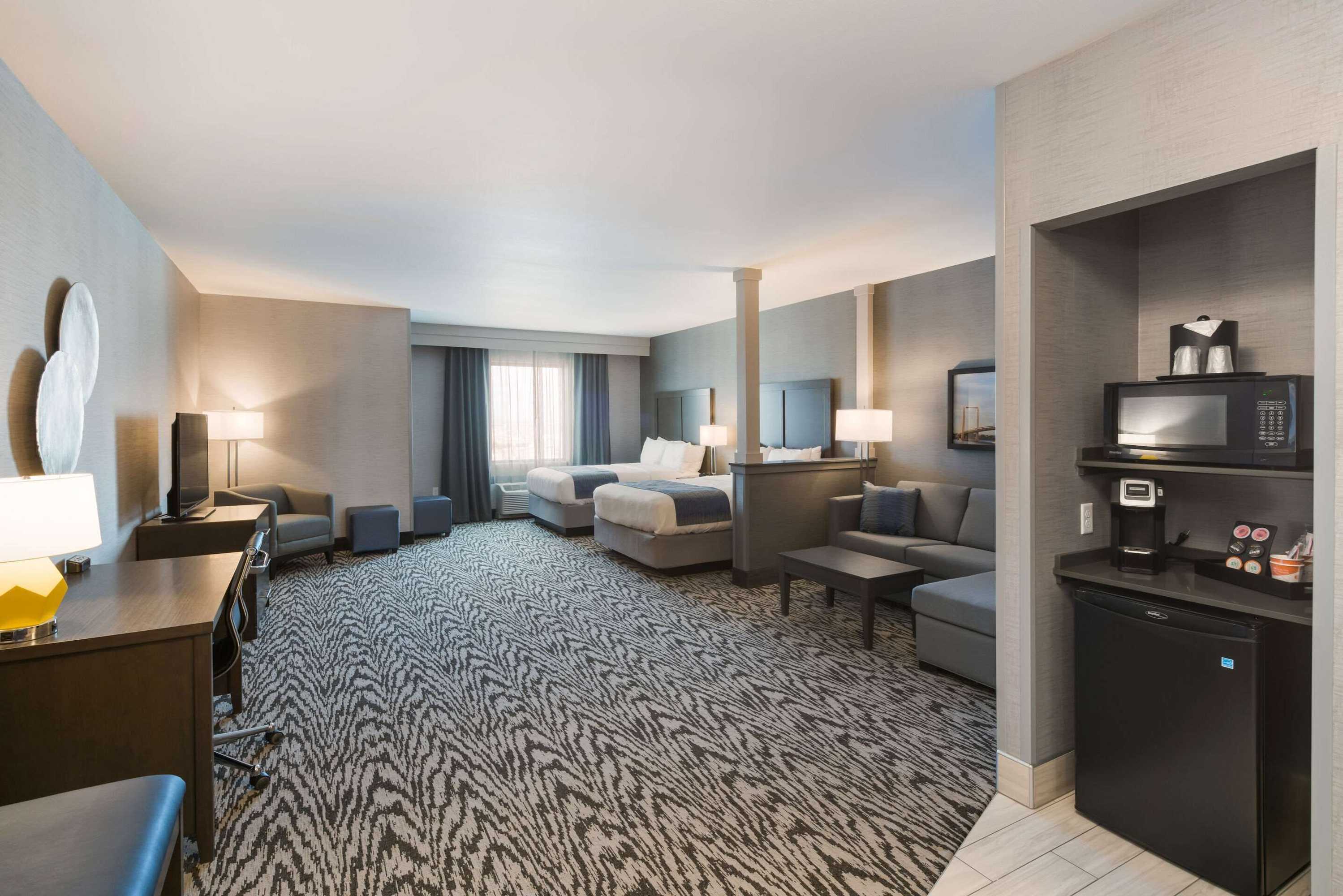 Gift card for Comfort Suites Kennewick at Southridge