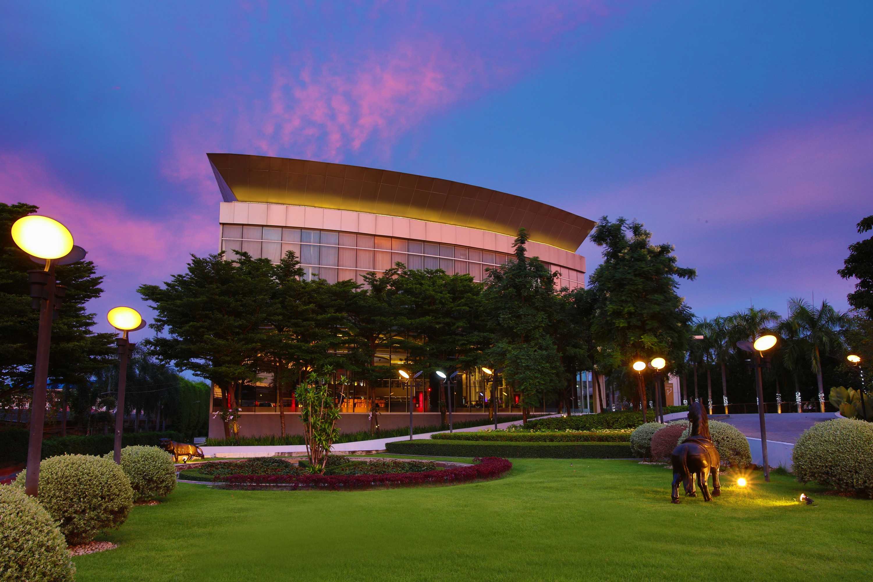 Gift card for Amaranth Suvarnabhumi Hotel - Free Suvarnabhumi Airport Shuttle Gift card for Amaranth Suvarnabhumi Hotel - Free Suvarnabhumi Airport Shuttle