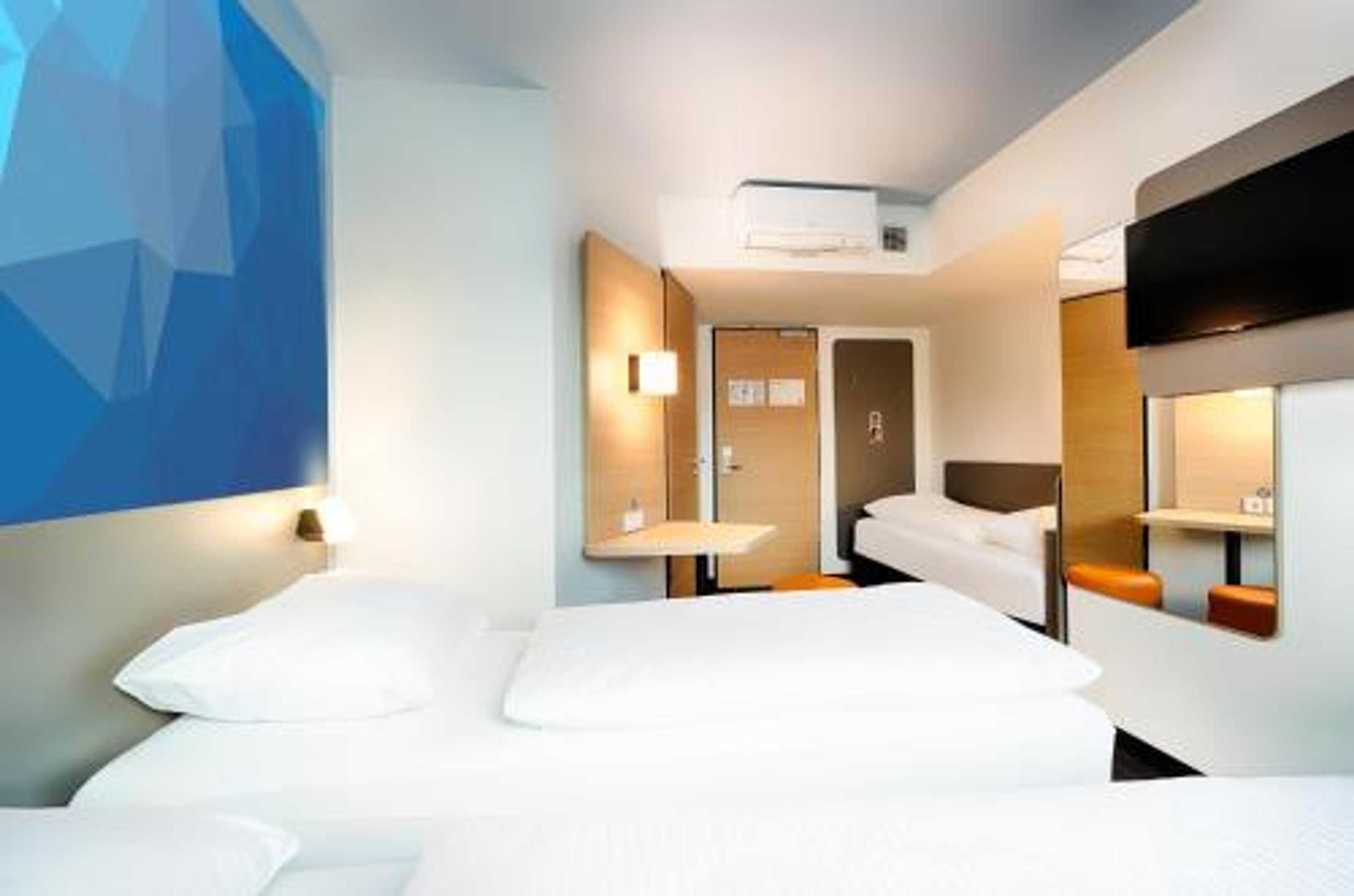 Gift card for B&b Hotel Stuttgart-Vaihingen Gift card for B&b Hotel Stuttgart-Vaihingen