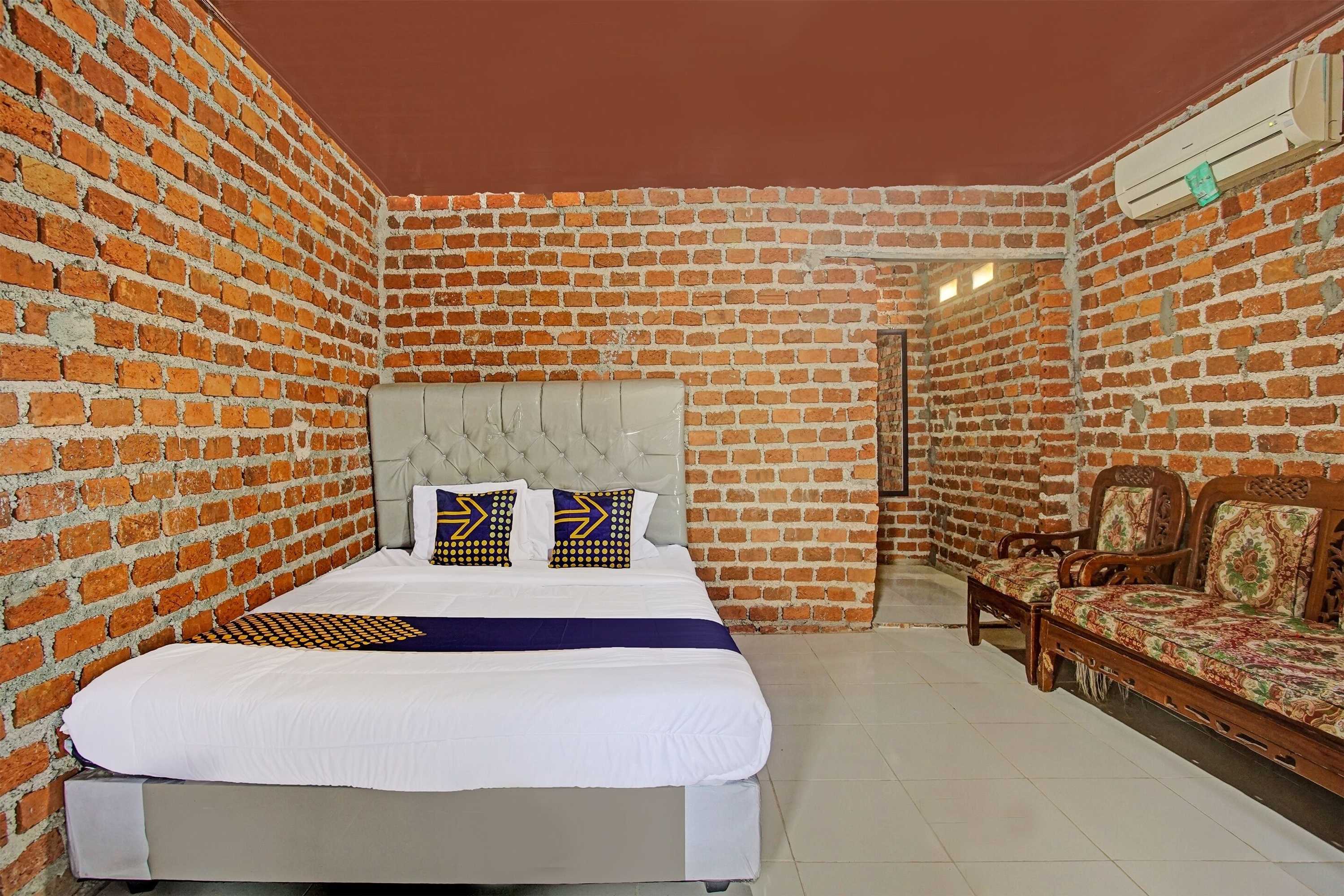Gift card for Oyo 90279 Wartawan De Mansion Gift card for Oyo 90279 Wartawan De Mansion