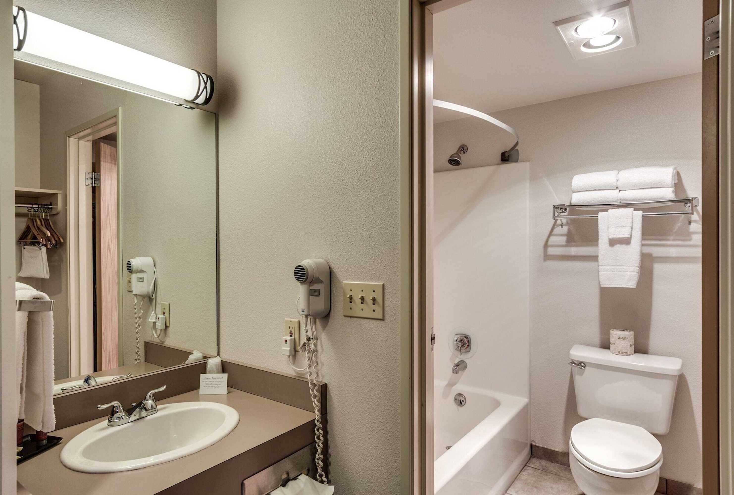 Gift card for Comfort Inn & Suites Post Falls - Coeur Dalene West Gift card for Comfort Inn & Suites Post Falls - Coeur Dalene West