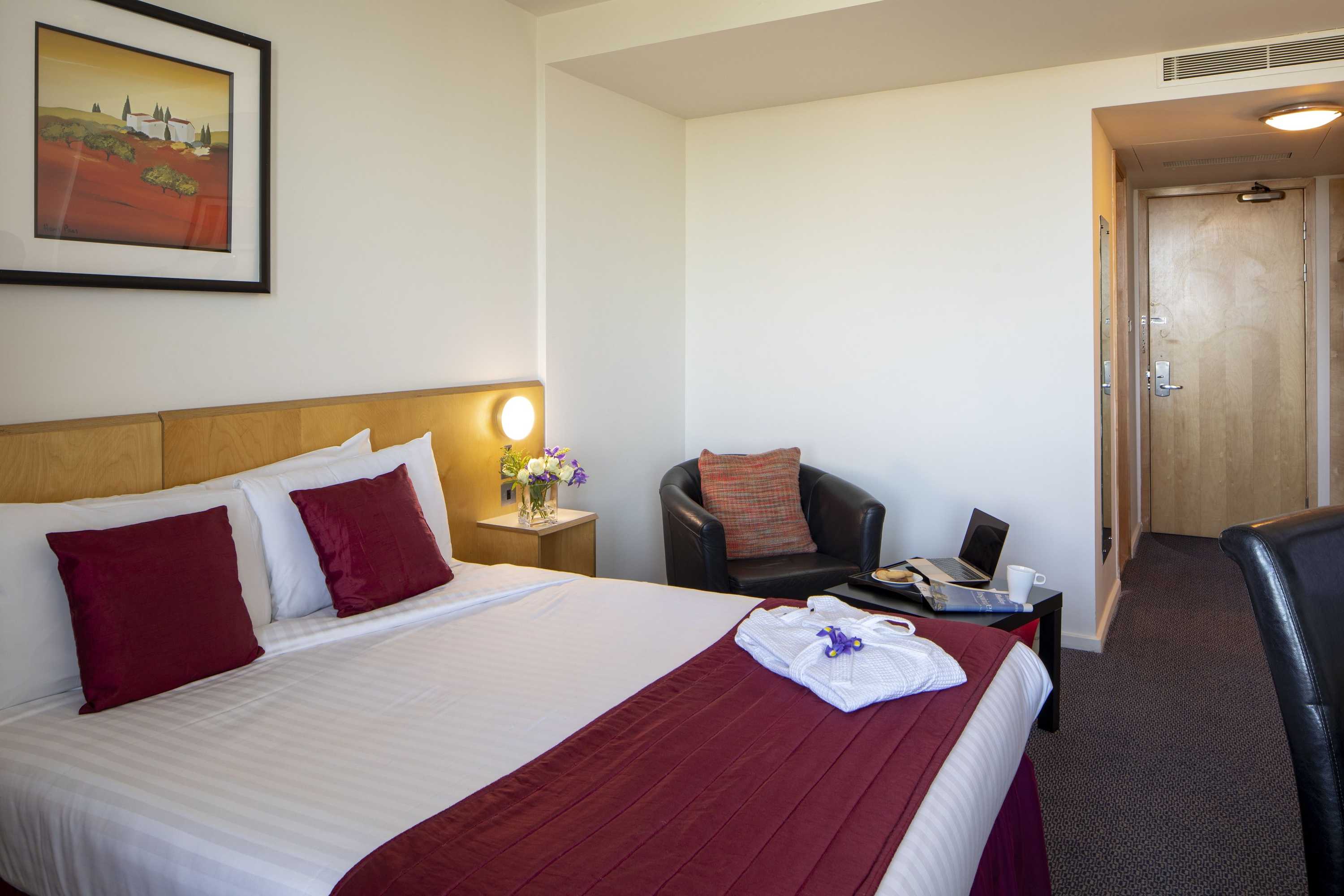 Gift card for St Giles Heathrow Hotel Gift card for St Giles Heathrow Hotel