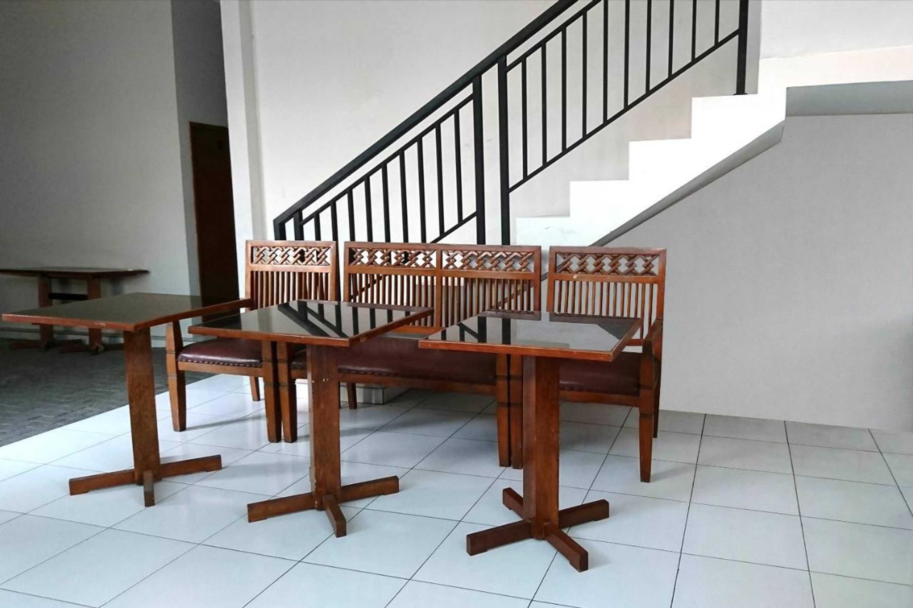 Gift card for Reddoorz Near Stasiun Tawang Semarang