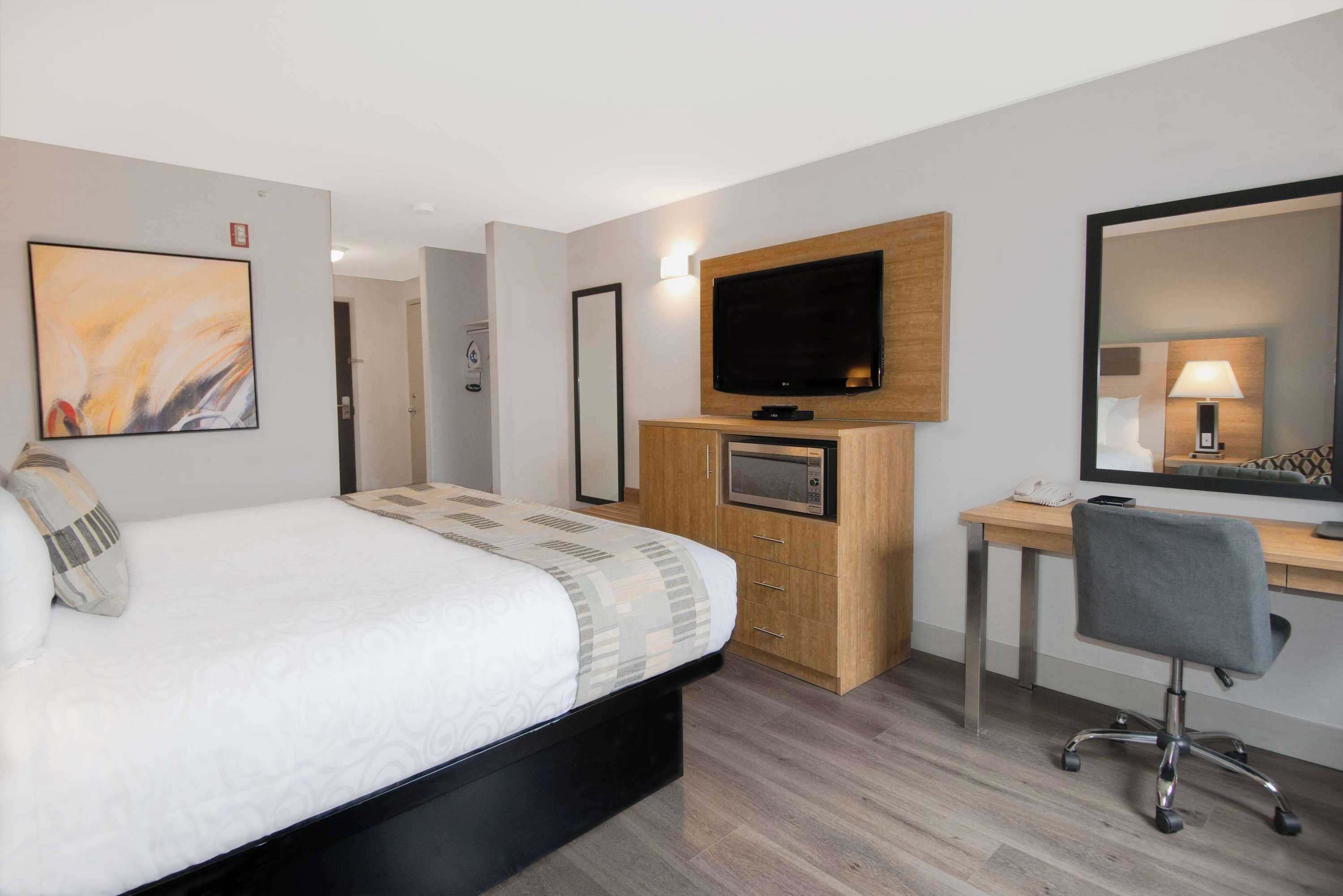 Gift card for Coast Abbotsford Hotel & Suites Gift card for Coast Abbotsford Hotel & Suites