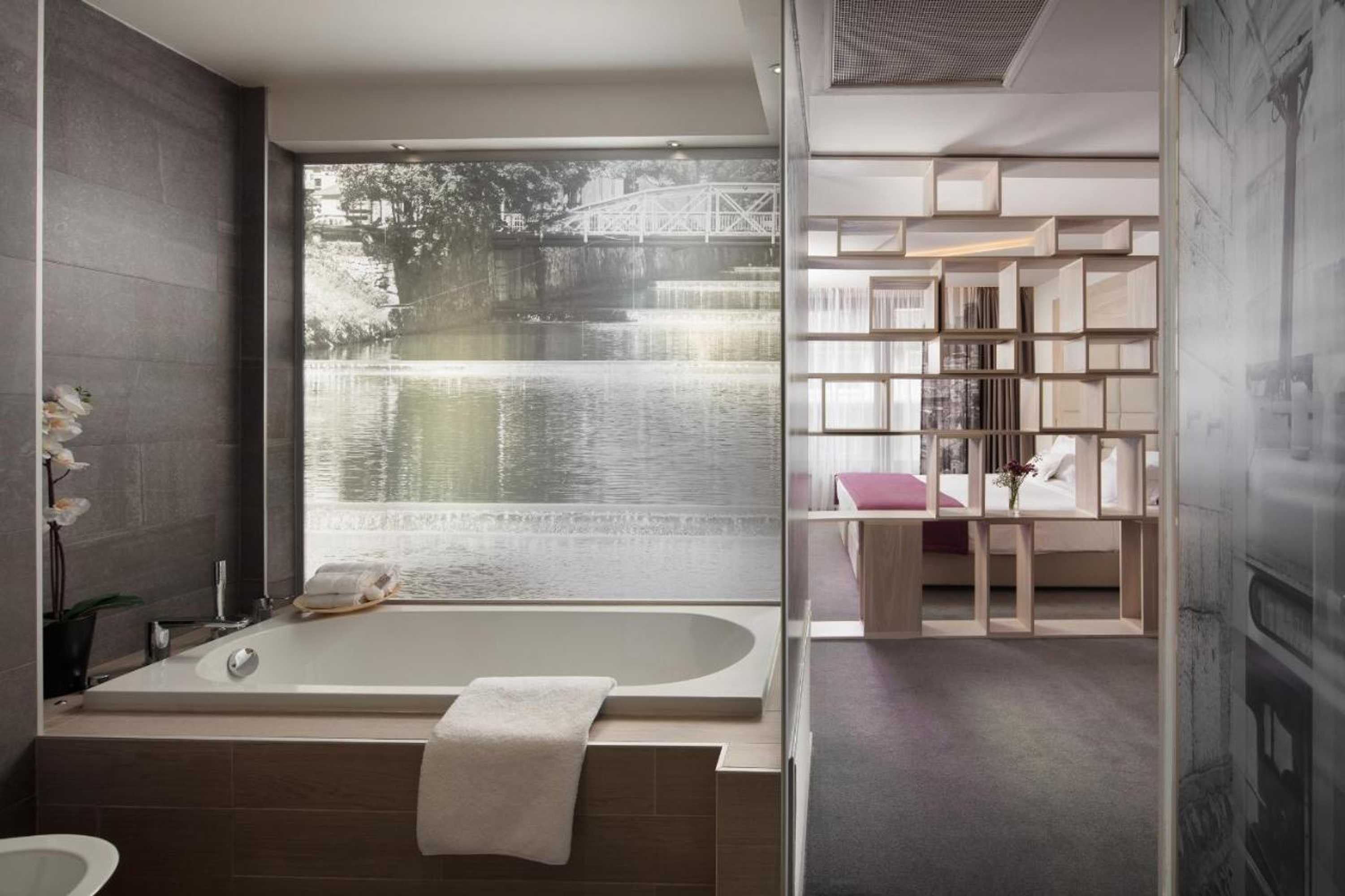 Gift card for Hotel Colors Inn